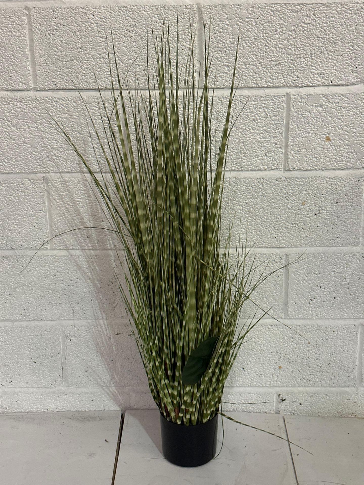 Faux Plant 115cm - Image 2 of 3