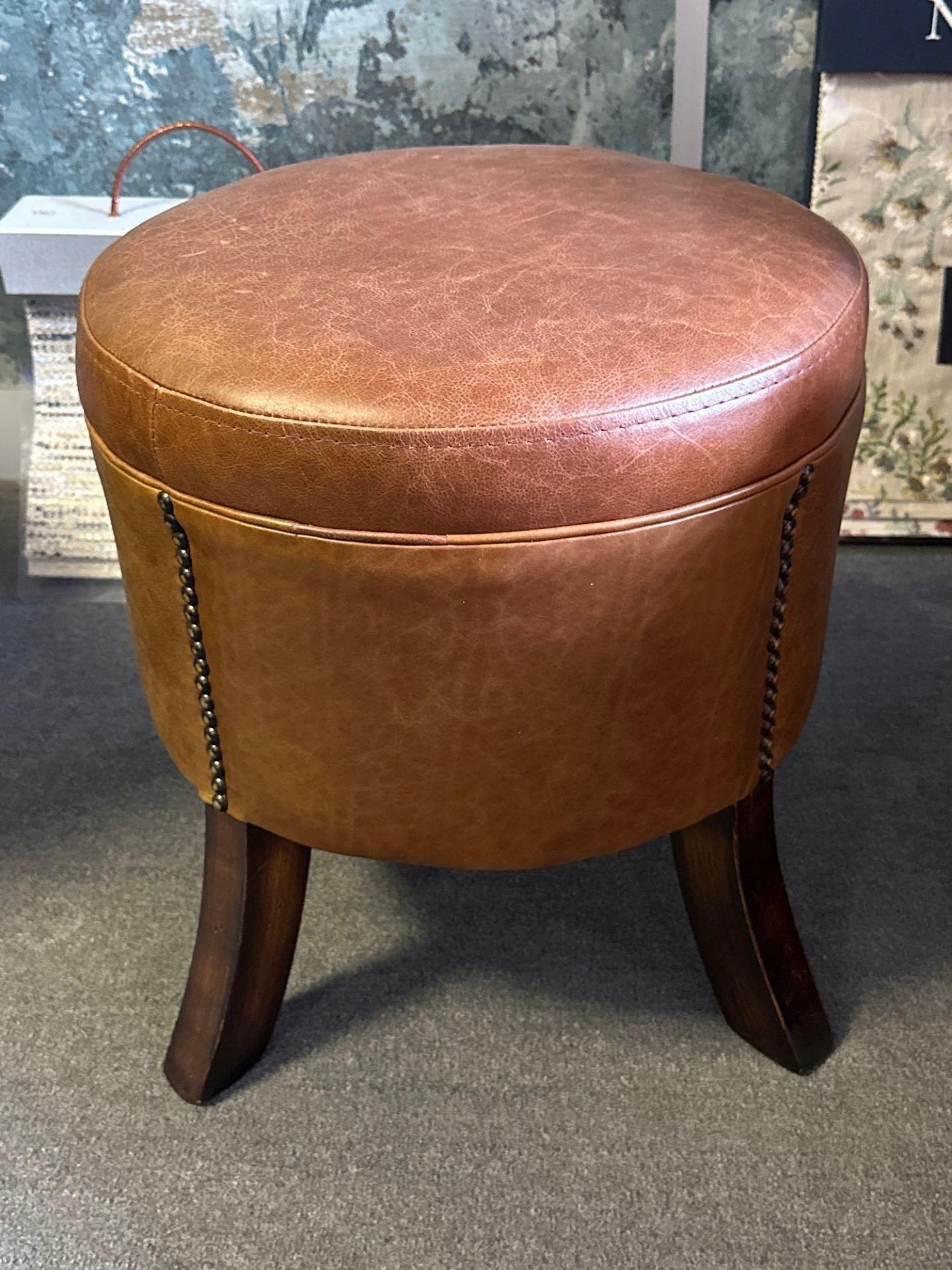 Barrington Leather Footstool: A Touch Of Timeless Elegance Elevate Your Living Space With The