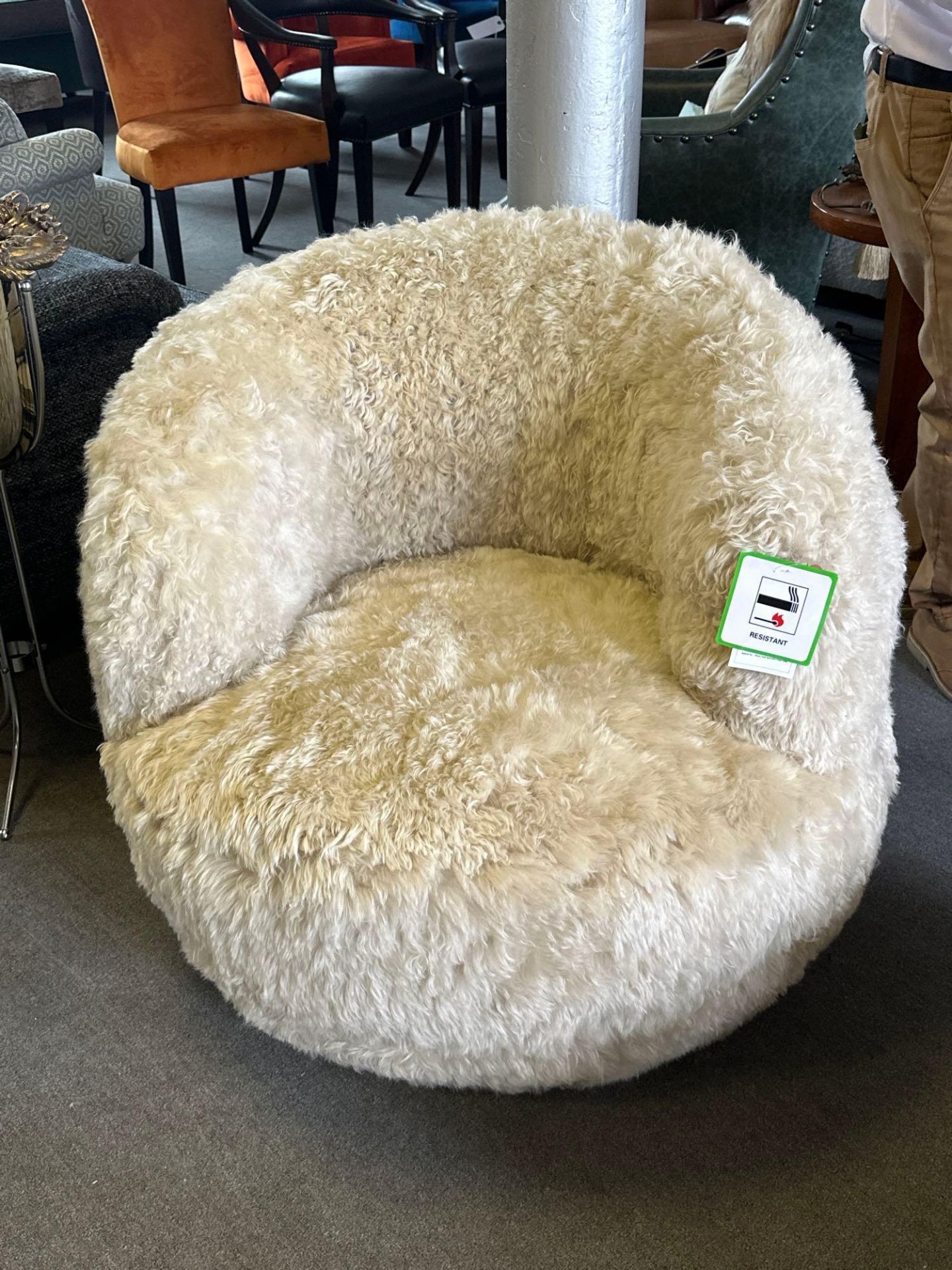 Sheepskin Swivel Chair â€“ Luxurious Comfort Meets Contemporary Design The Epitome Of Luxury And - Image 2 of 5