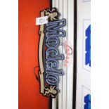 MODELO LIGHT UP SIGN