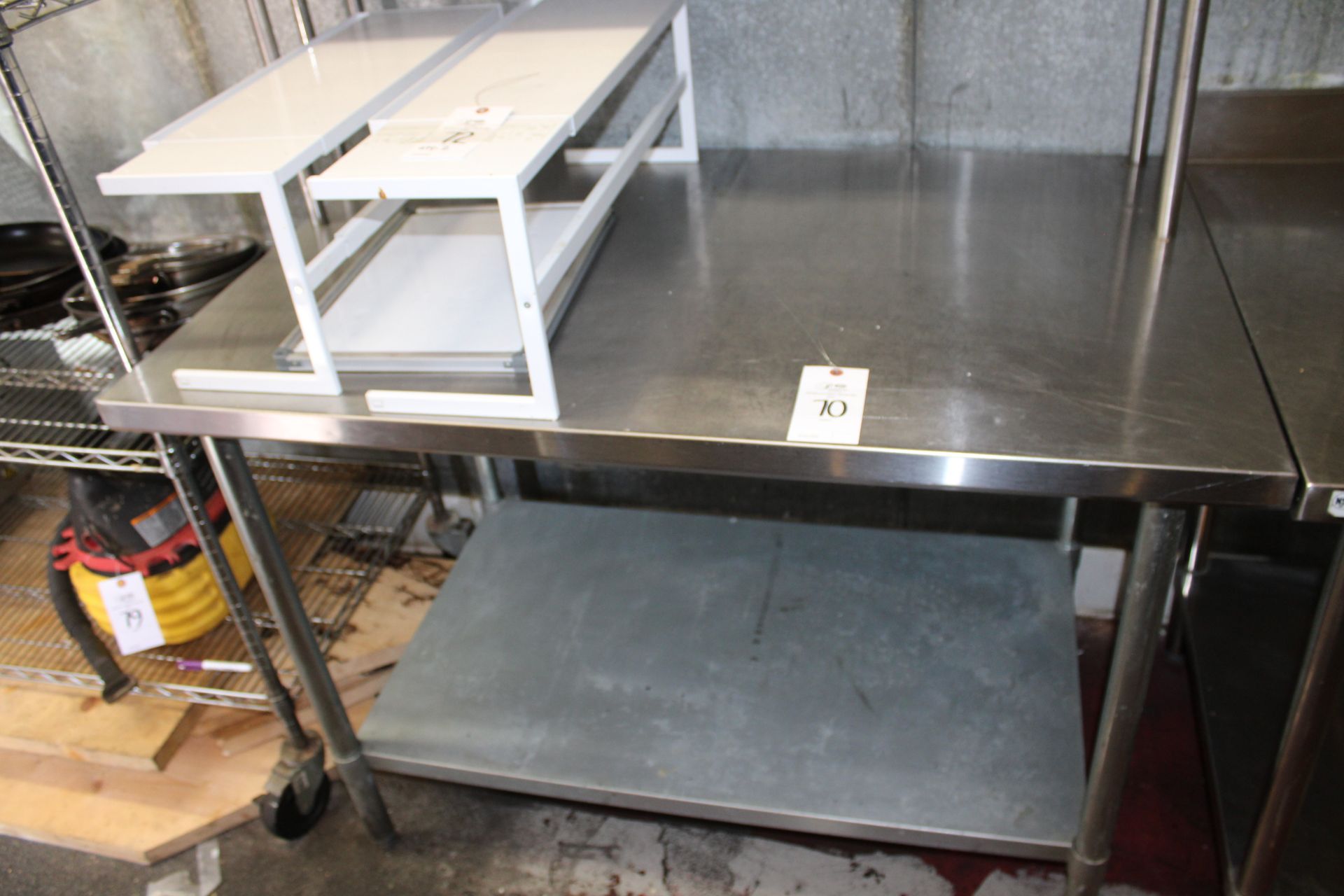 4 FT. STAINLESS TABLE