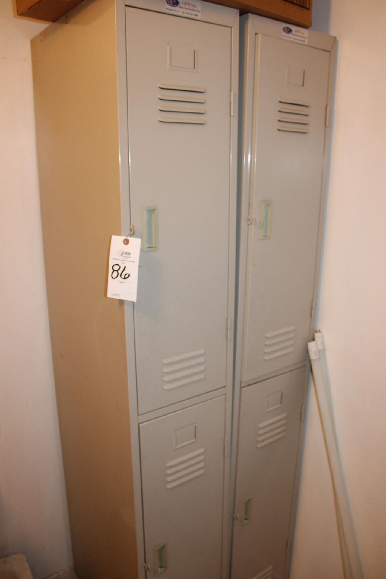 6 COMPARTMENT LOCKERS