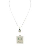 STERLING SILVER GREEN ONYX AND FRESHWATER PEARL NECKLACE AND EARRINGS SET