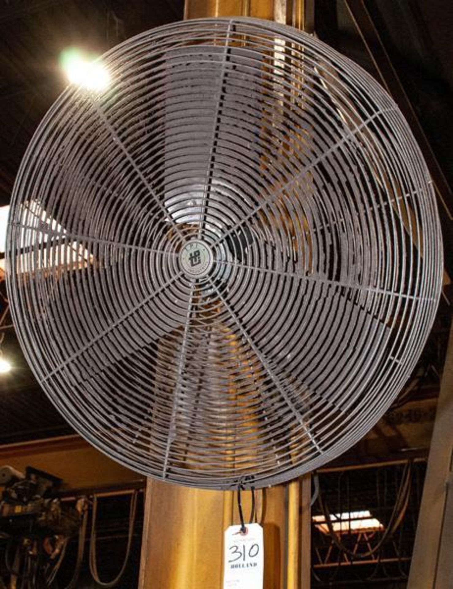 TPI 30" pole mounted fan