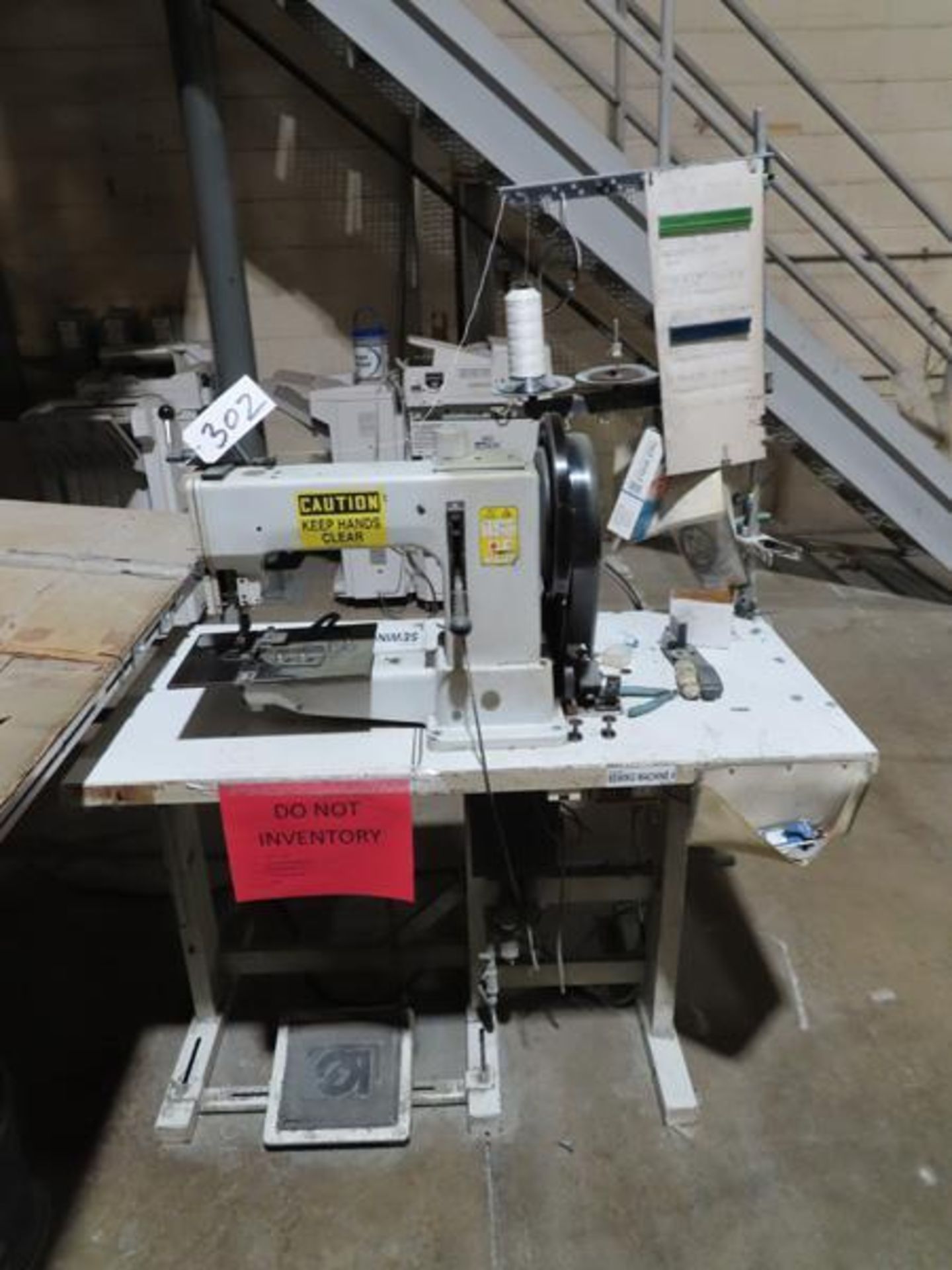 Durkopp Adler Mdl. 0205-9900 Sewing Machine