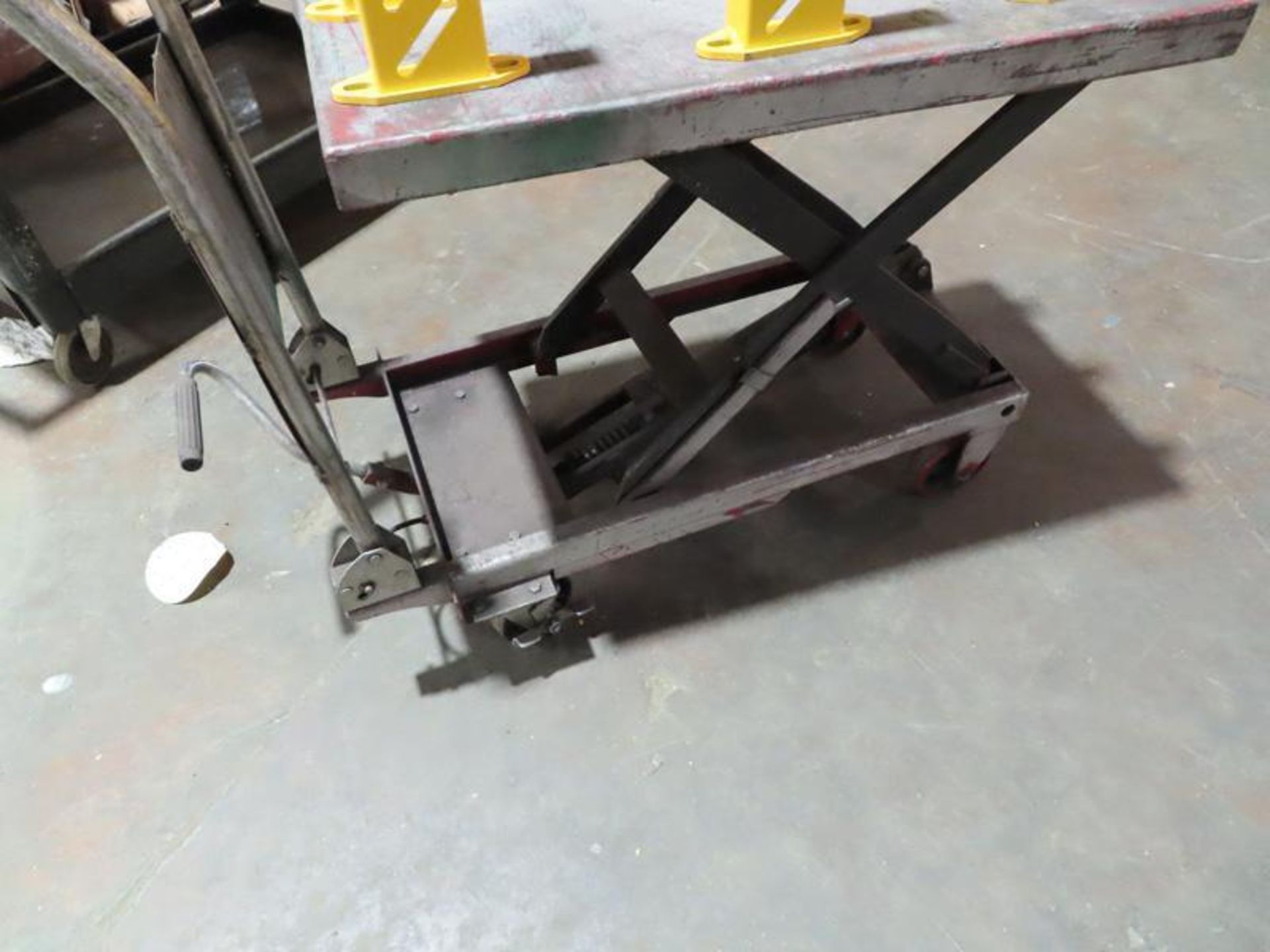 20" X 32" Approximately 500Lb. Capacity Die Lift Cart - Image 2 of 2