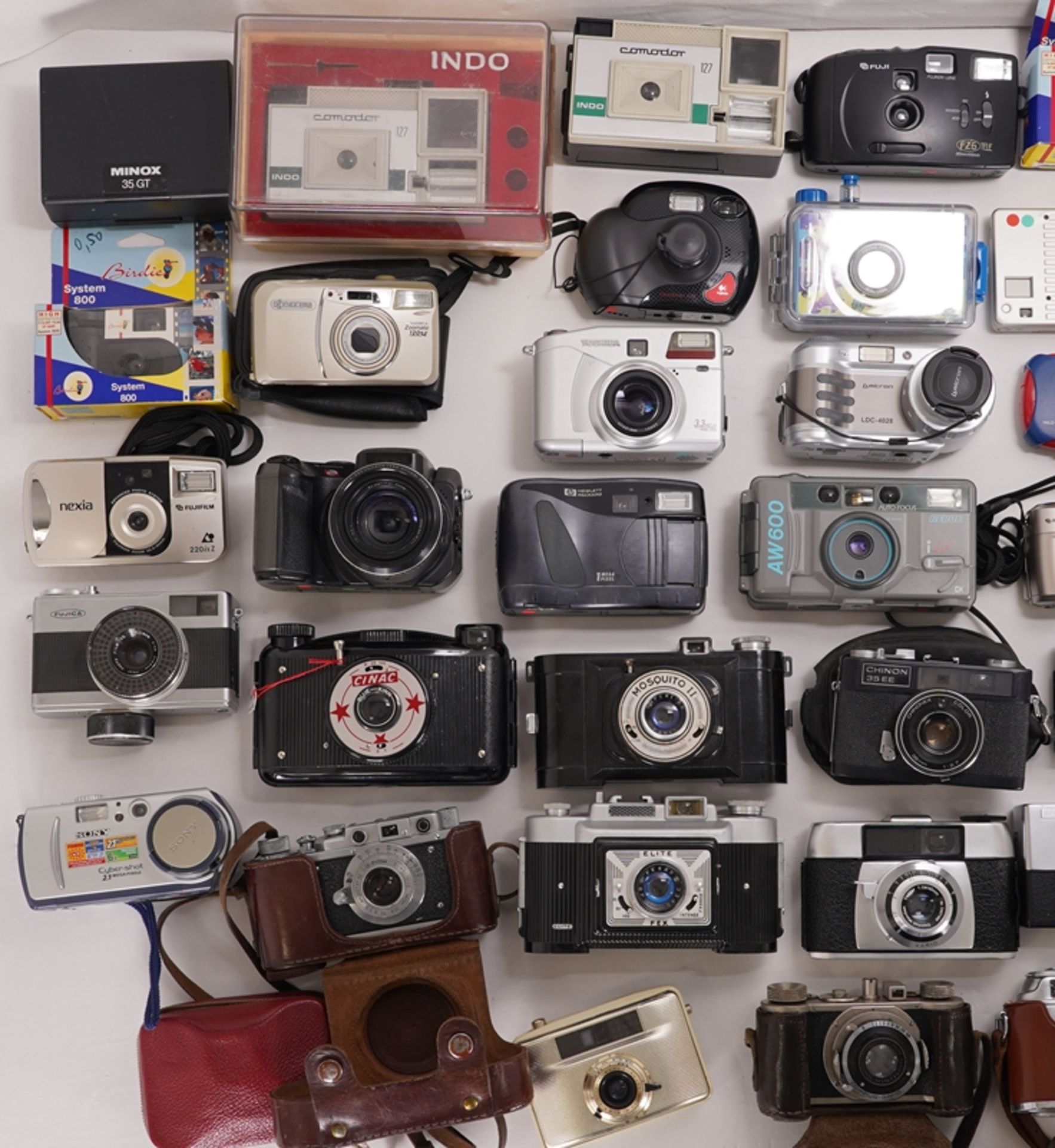 Large collection of cameras - Image 4 of 4