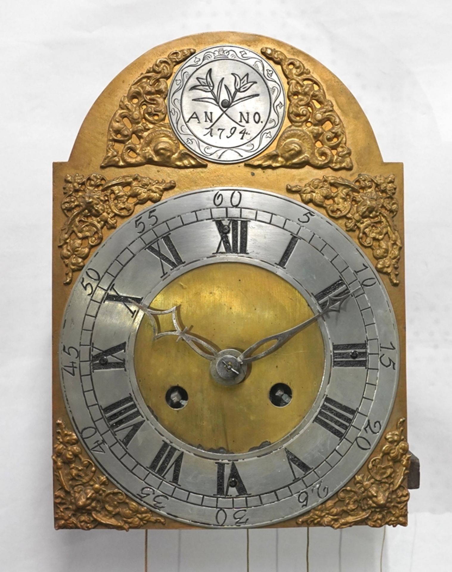Iron clock - Image 2 of 5