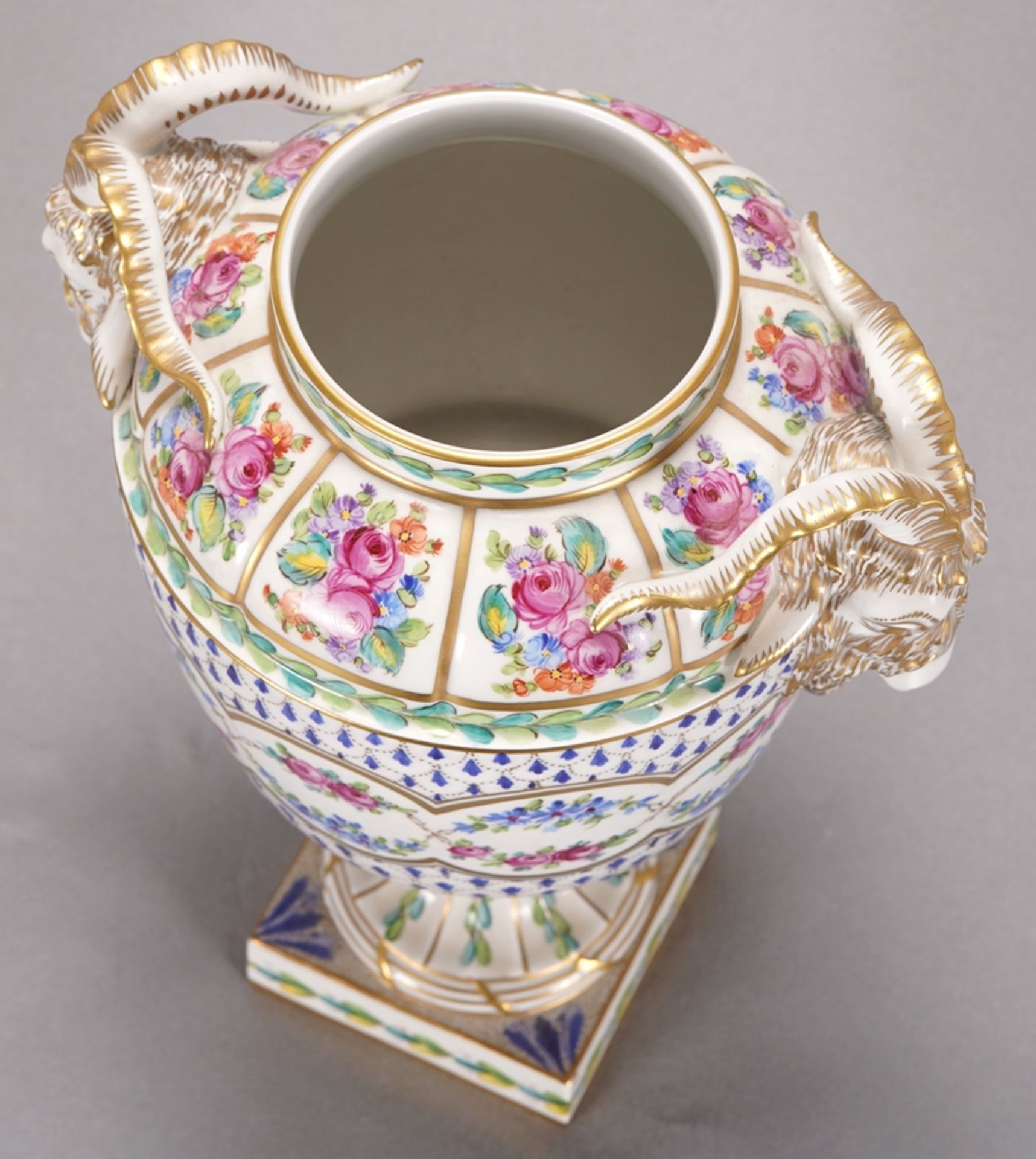 Potpourri Vase - Image 4 of 6