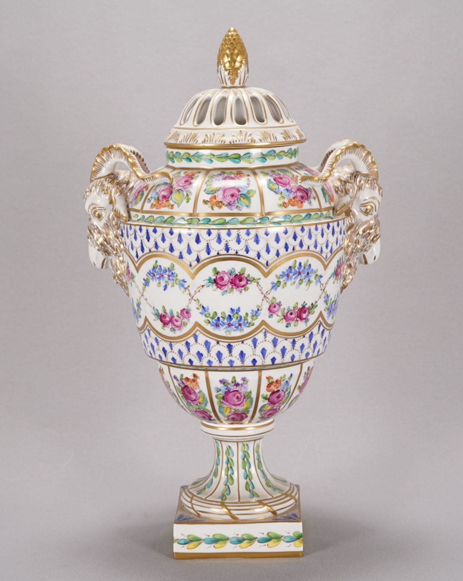 Potpourri Vase - Image 2 of 6