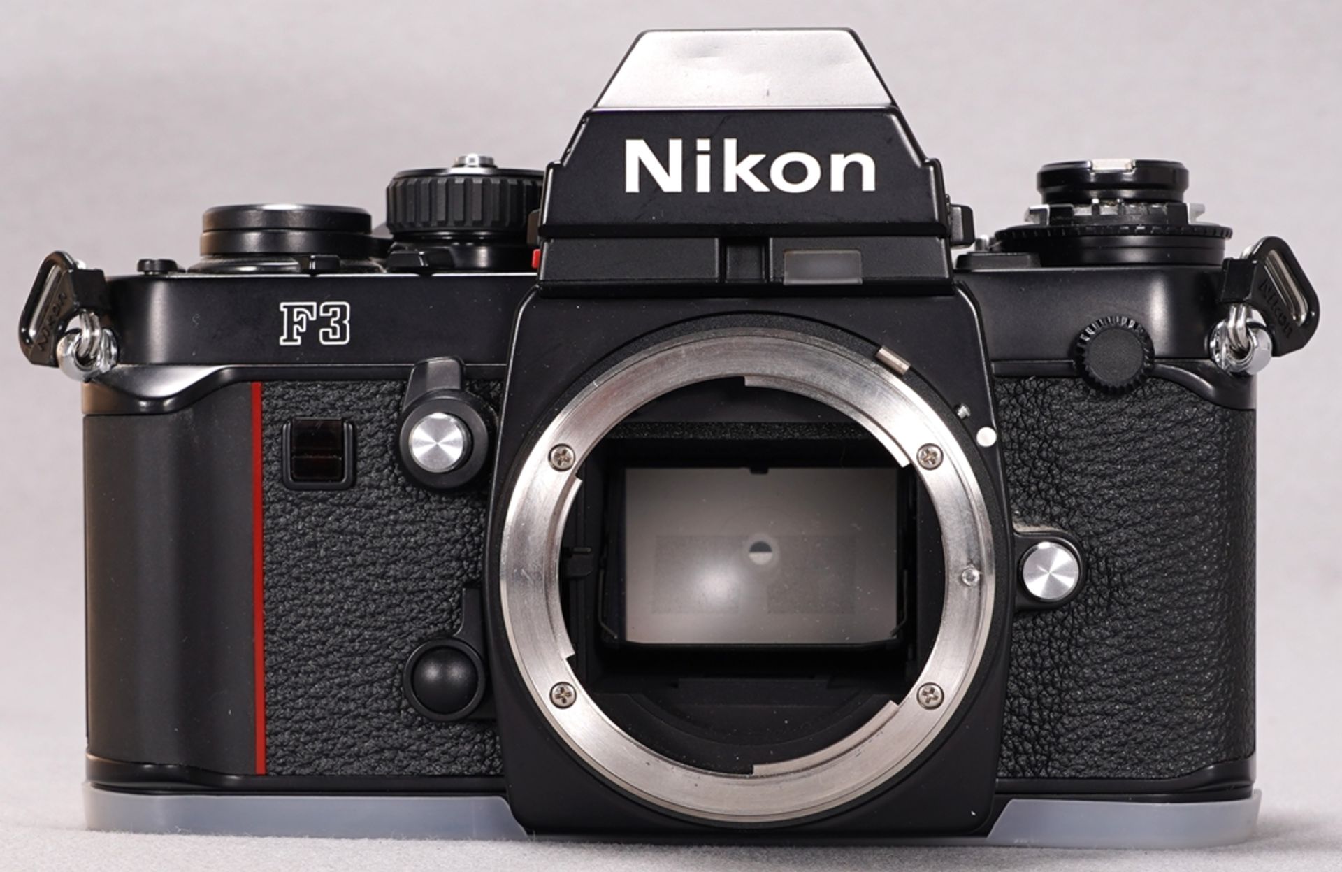 Nikon F3 - Image 2 of 4