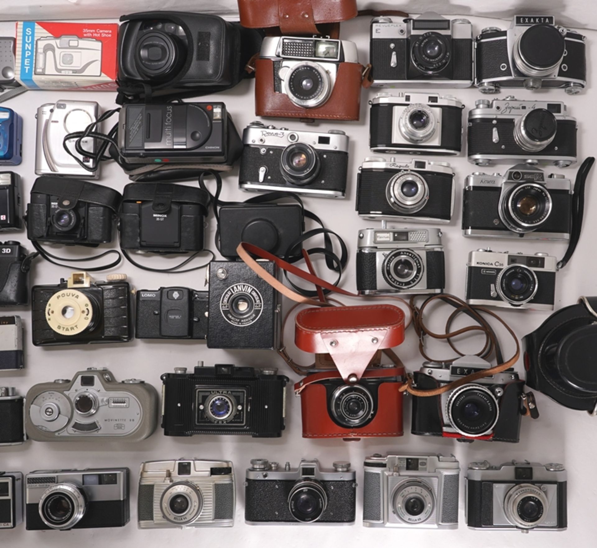 Large collection of cameras - Image 2 of 4
