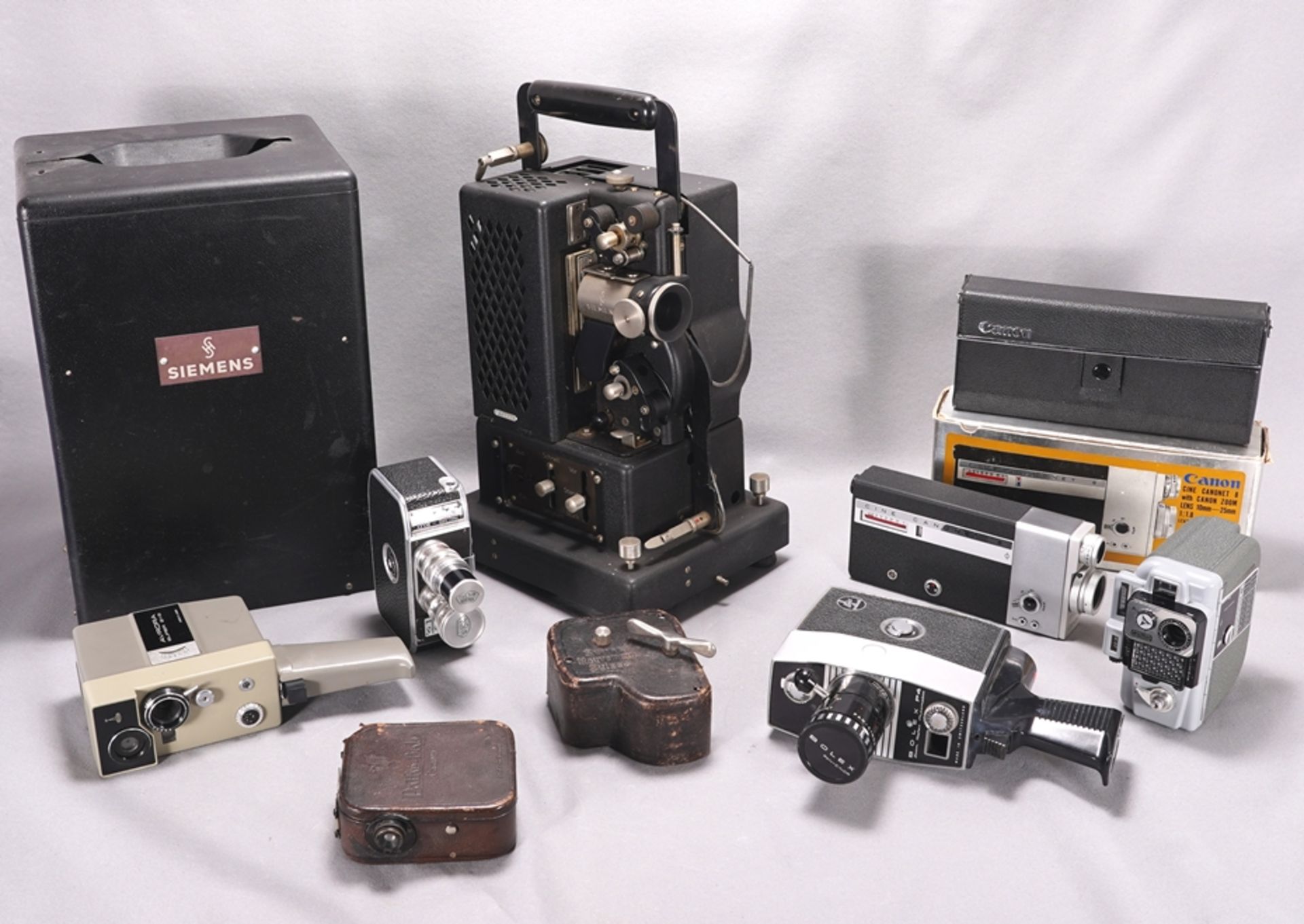 Mixed lot of film cameras