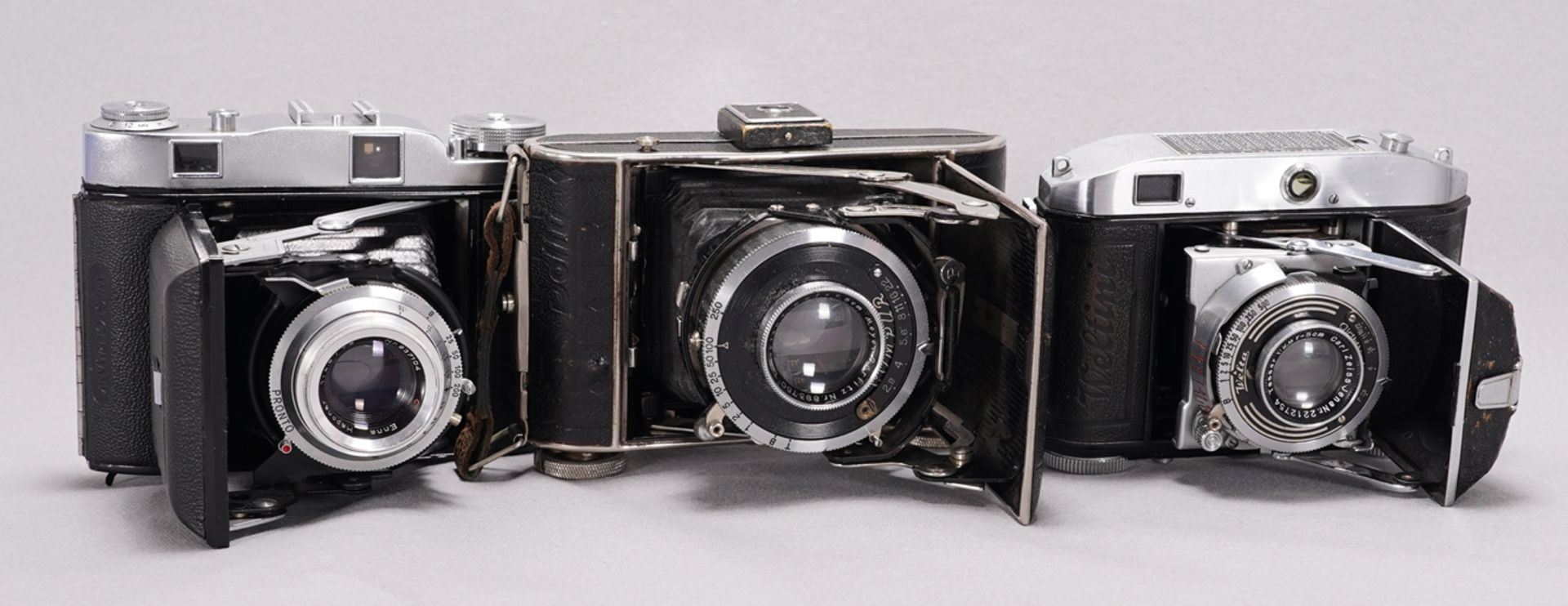 Collection of folding cameras - Image 4 of 6