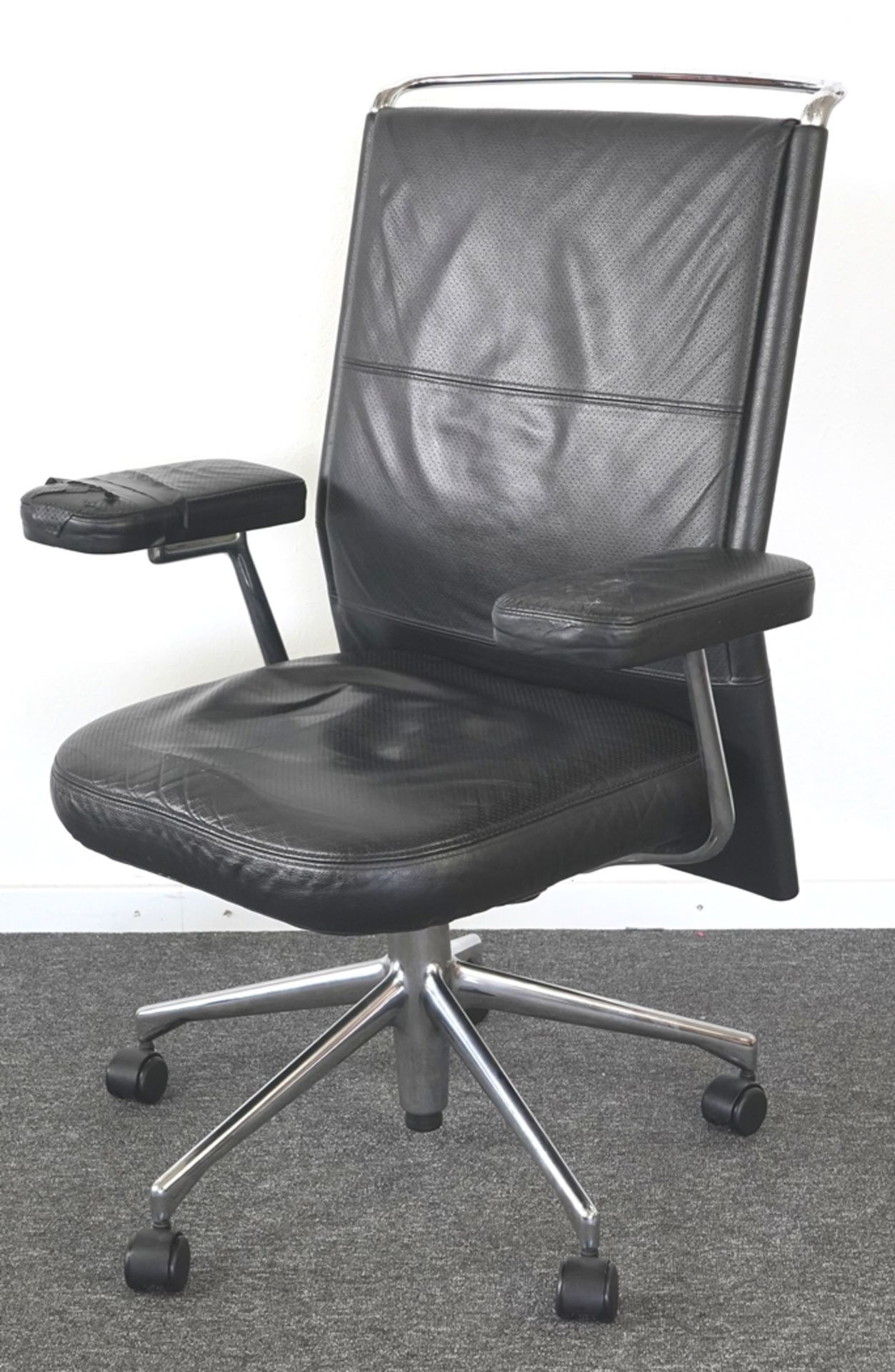 Vitra design chair