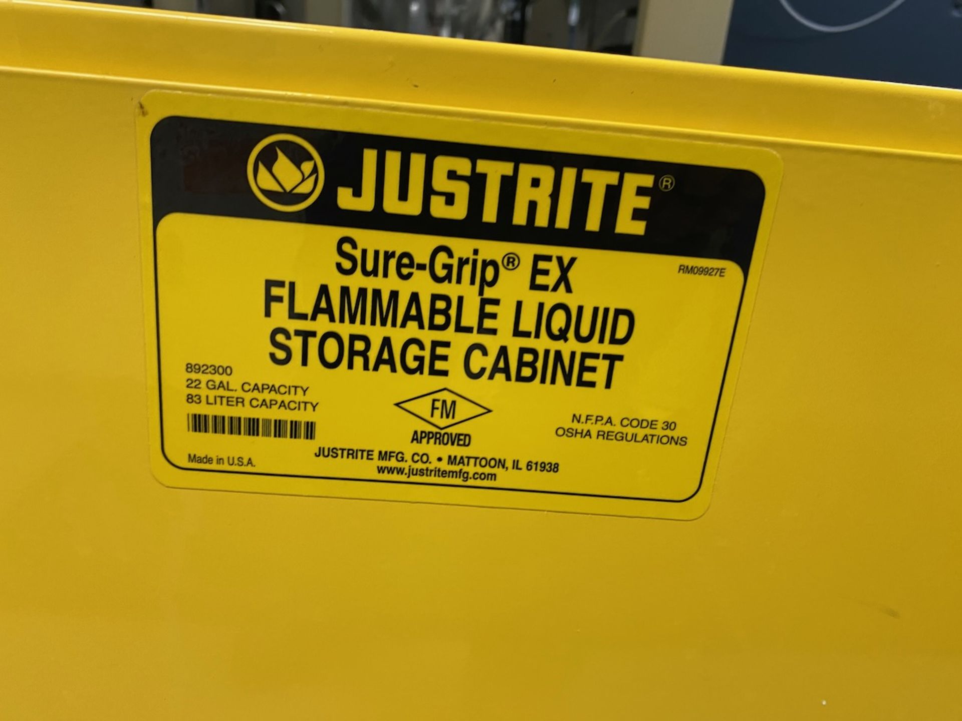 Justrite Flammable Storage Cabinet - Image 2 of 3