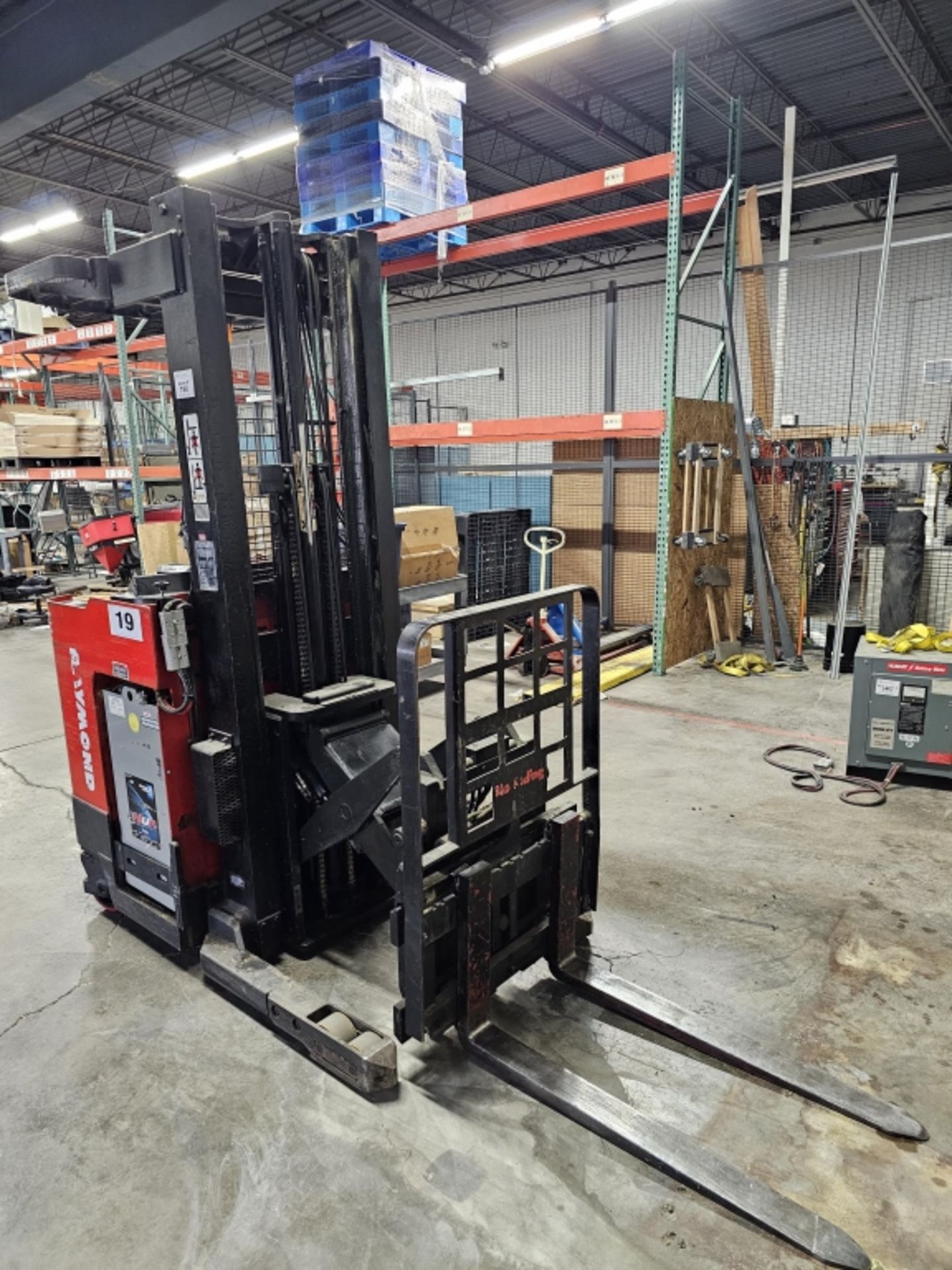 Raymond Stand- Up Electric Reach Truck - Image 6 of 11