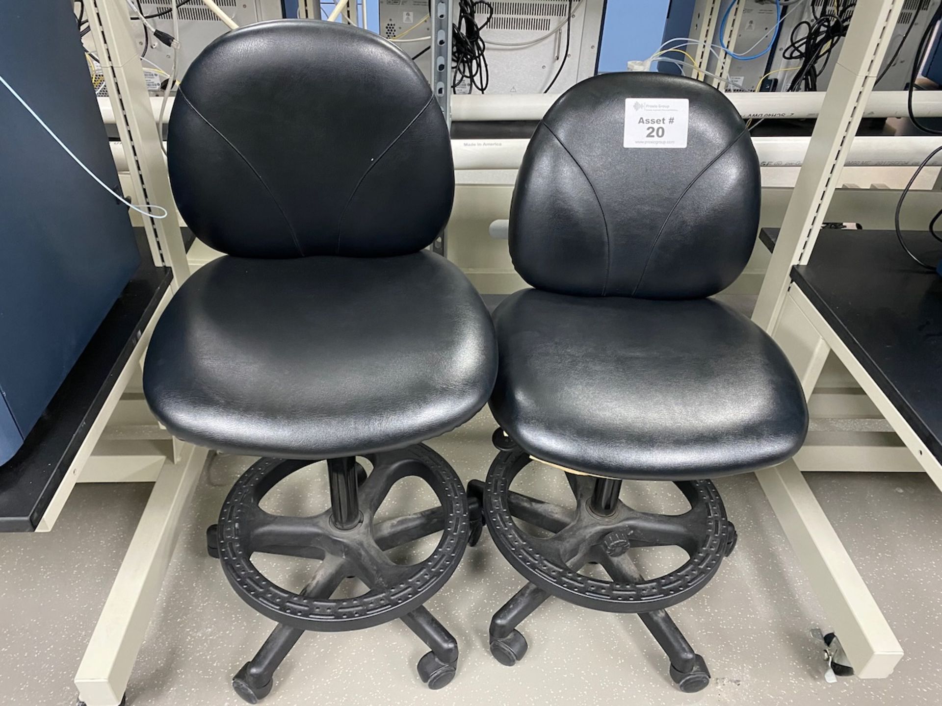 Lot (2) Lab Stools