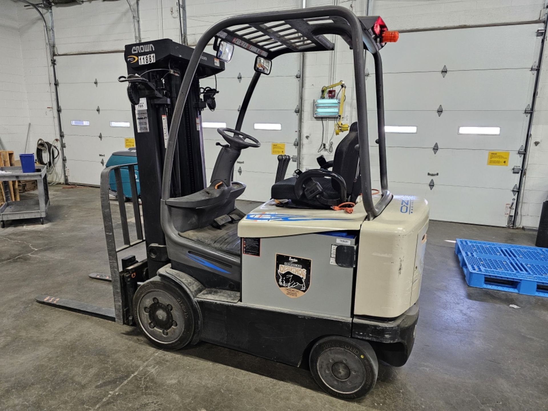 Crown Electric Forklift Truck