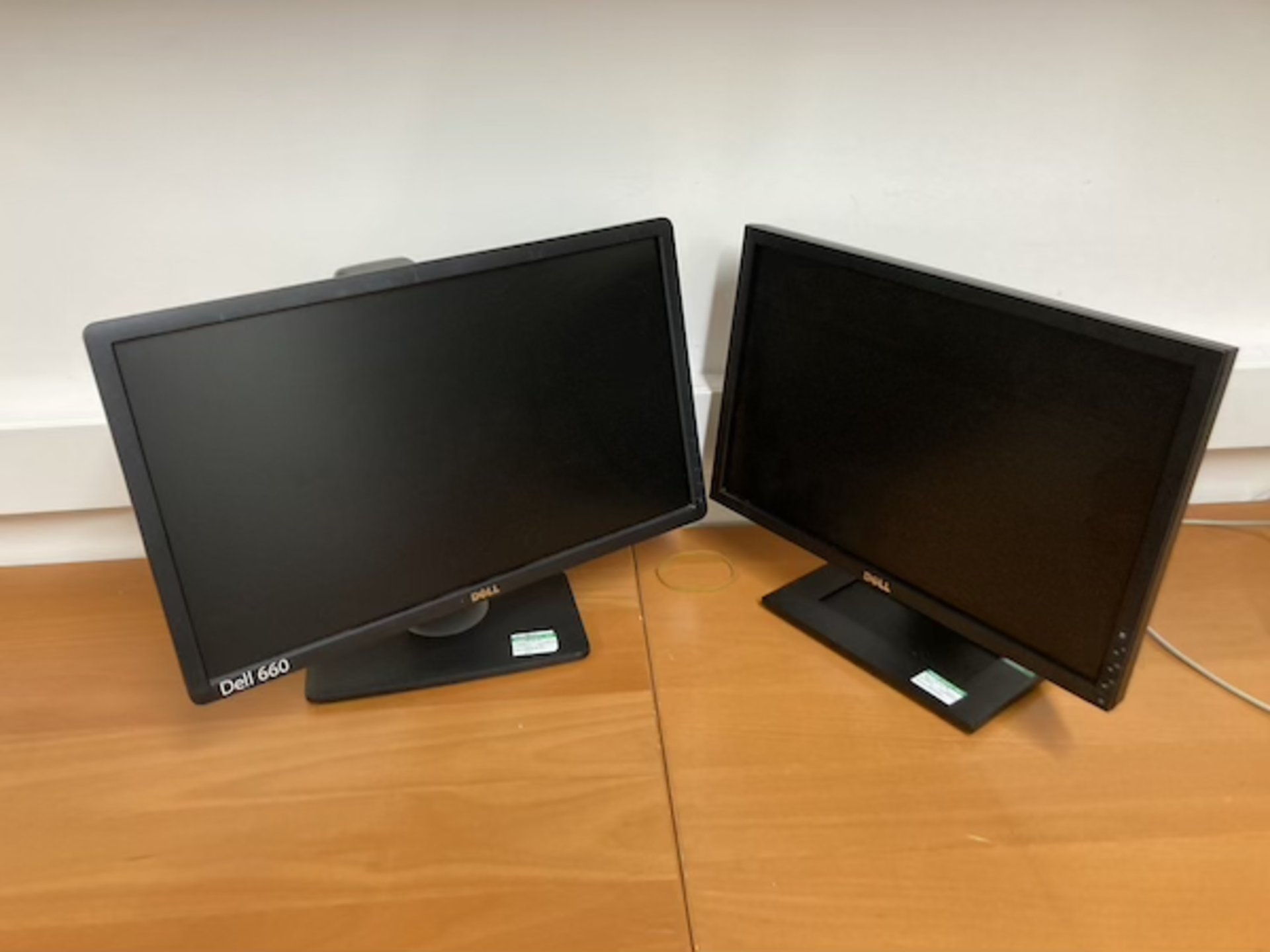 Dell 660 21" monitor and Dell 19" monitor