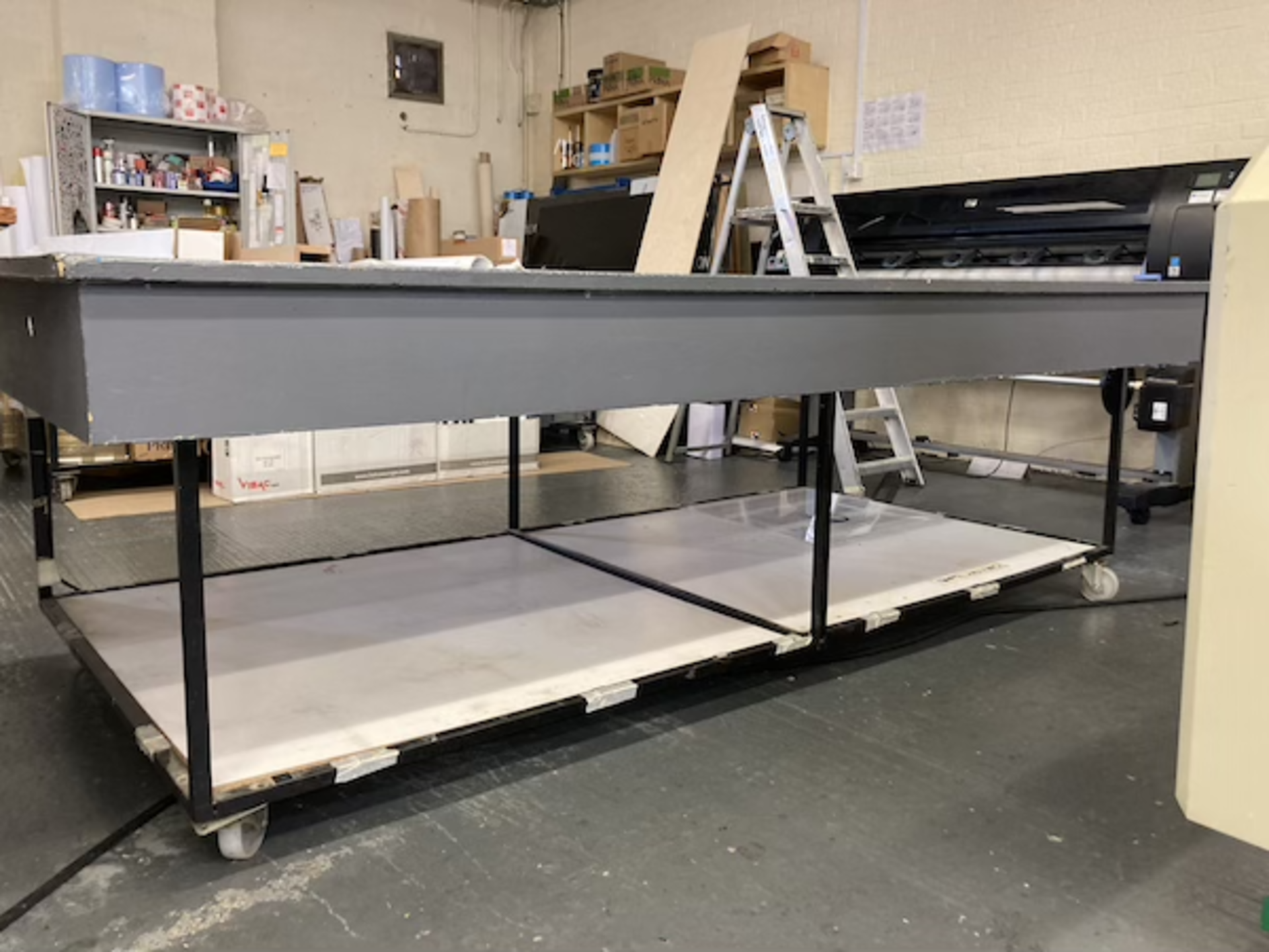 Mobile illuminated laying up table (2770x1460mm) (Lights not tested) - Image 2 of 2