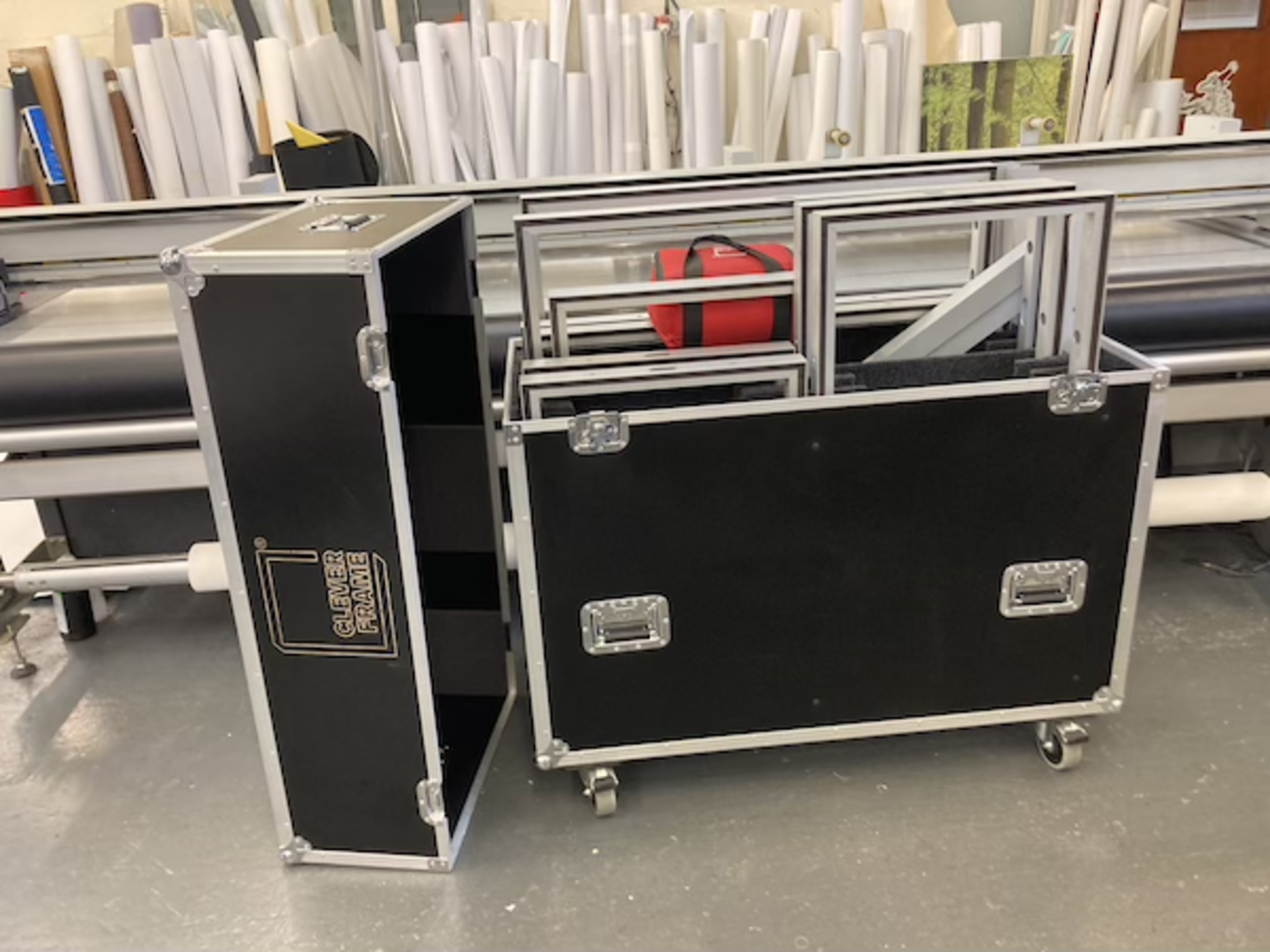 Clever Frame self-build exhibition stand kits with flight case - Image 2 of 4