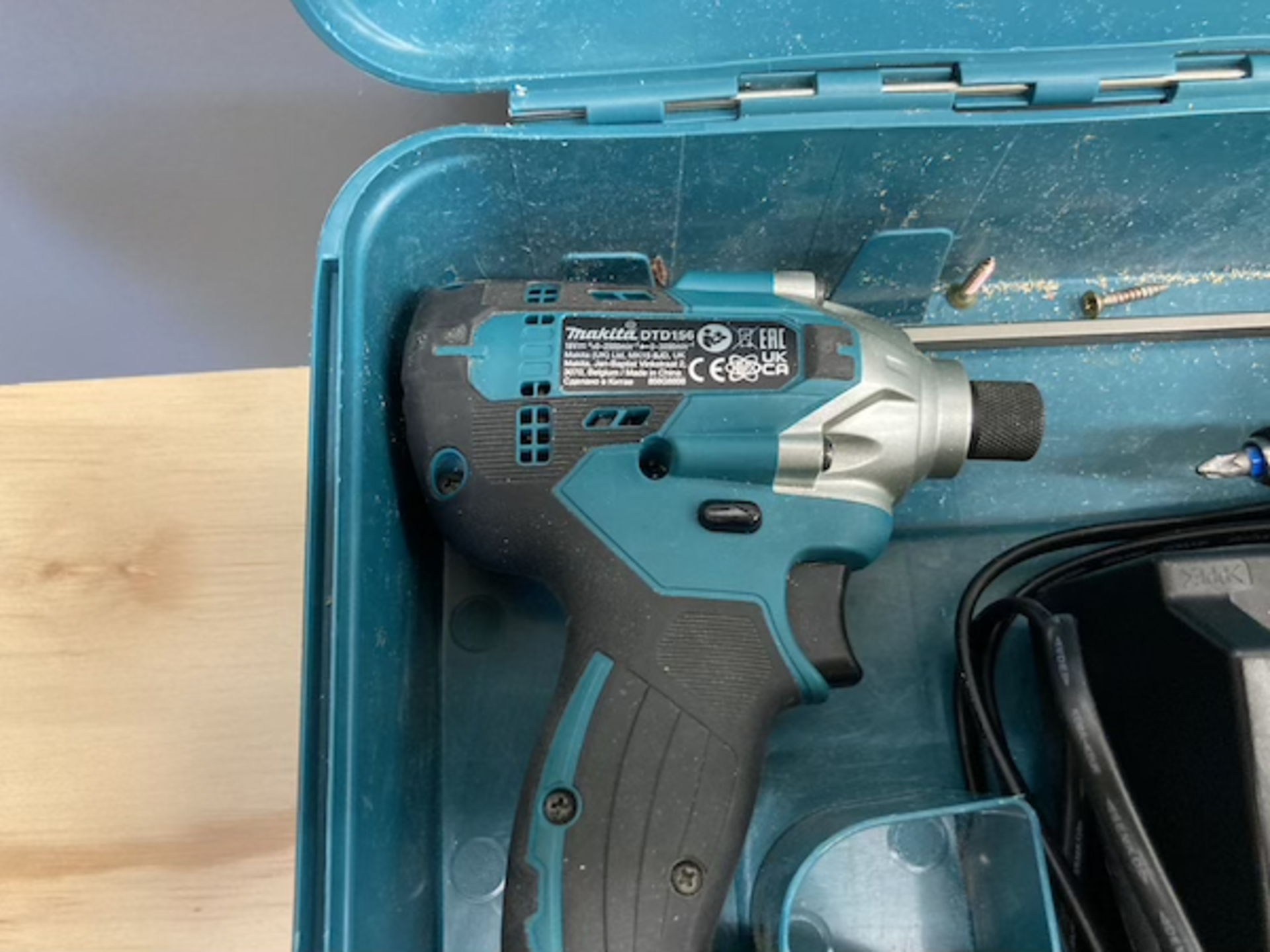 Makita DLX2336S cordless combo kit, comprising: DHP453 combi drill and DTD156 impact driver - Image 2 of 4