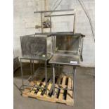 Lot of stainless steel tables