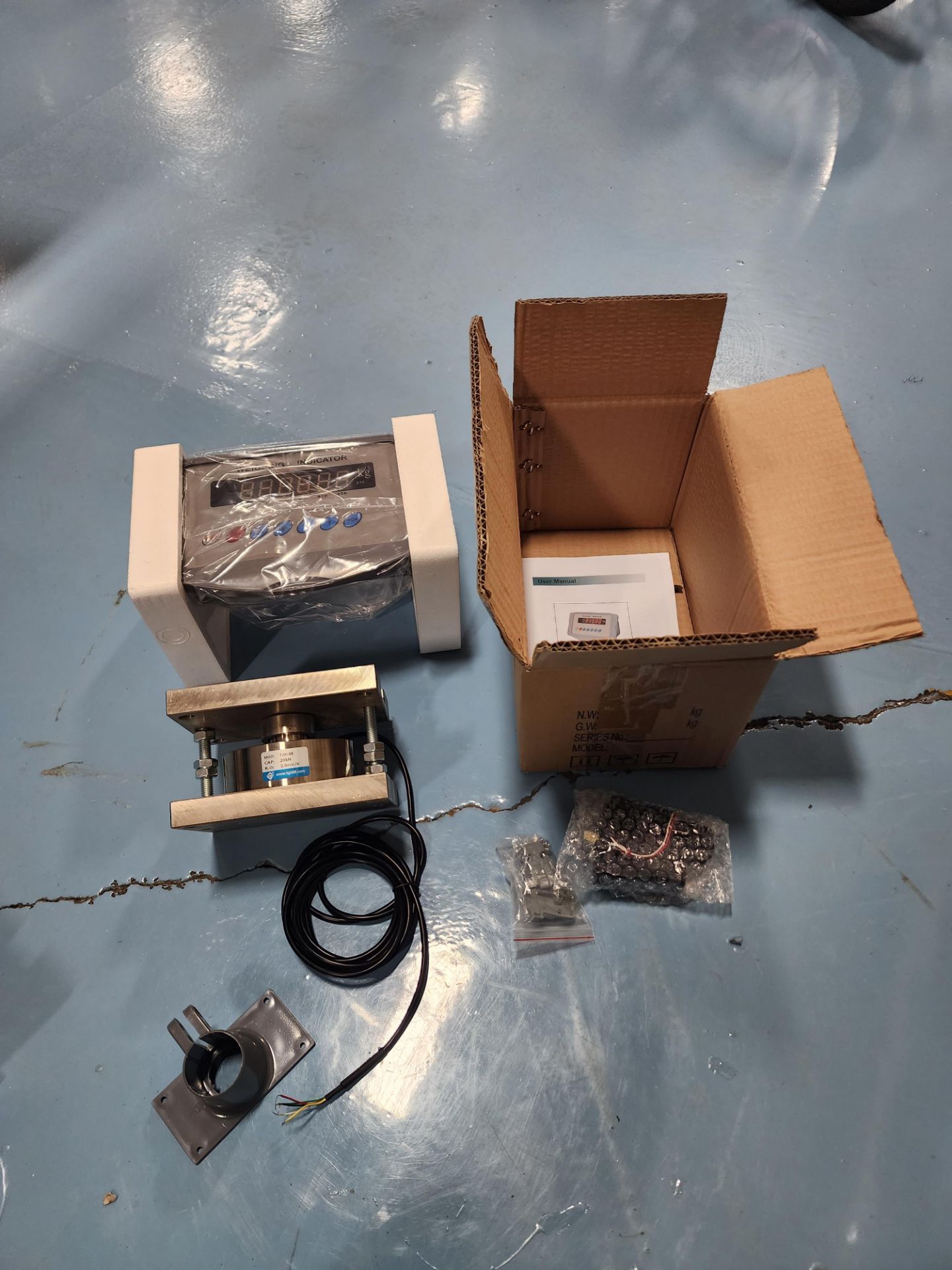 Unused Load Cell With Digital Readout