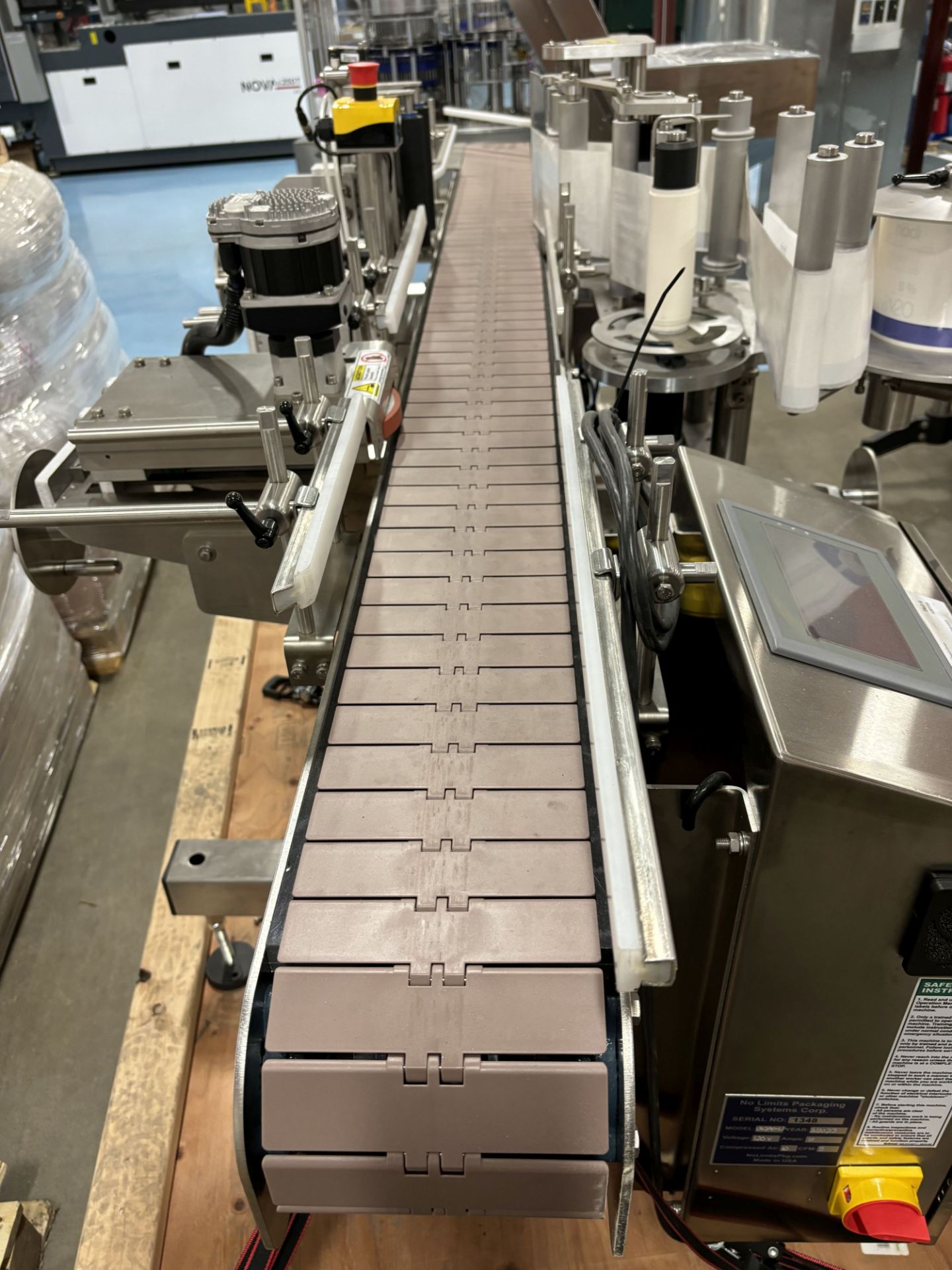 Wrap Around In-Line Bottle Labeler w/ integrated conveyor section. 6-1/2" Web *See Auctioneers Note* - Image 7 of 19