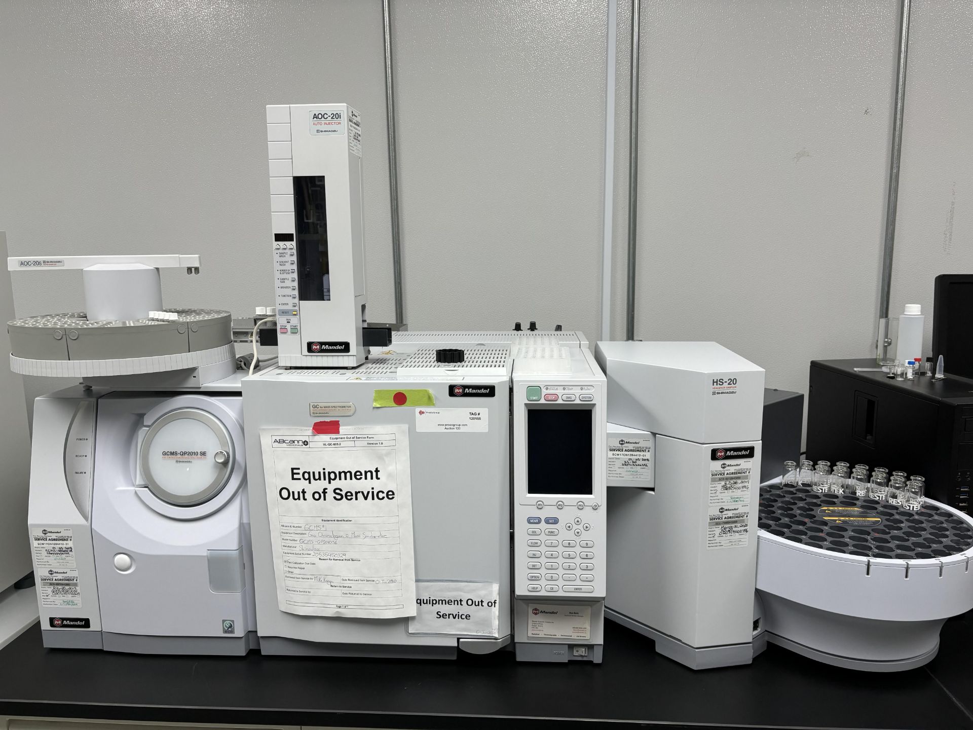 Shimadzu Gas Chromatograph - Mass Spectrometer Model GCMS QP2010SE