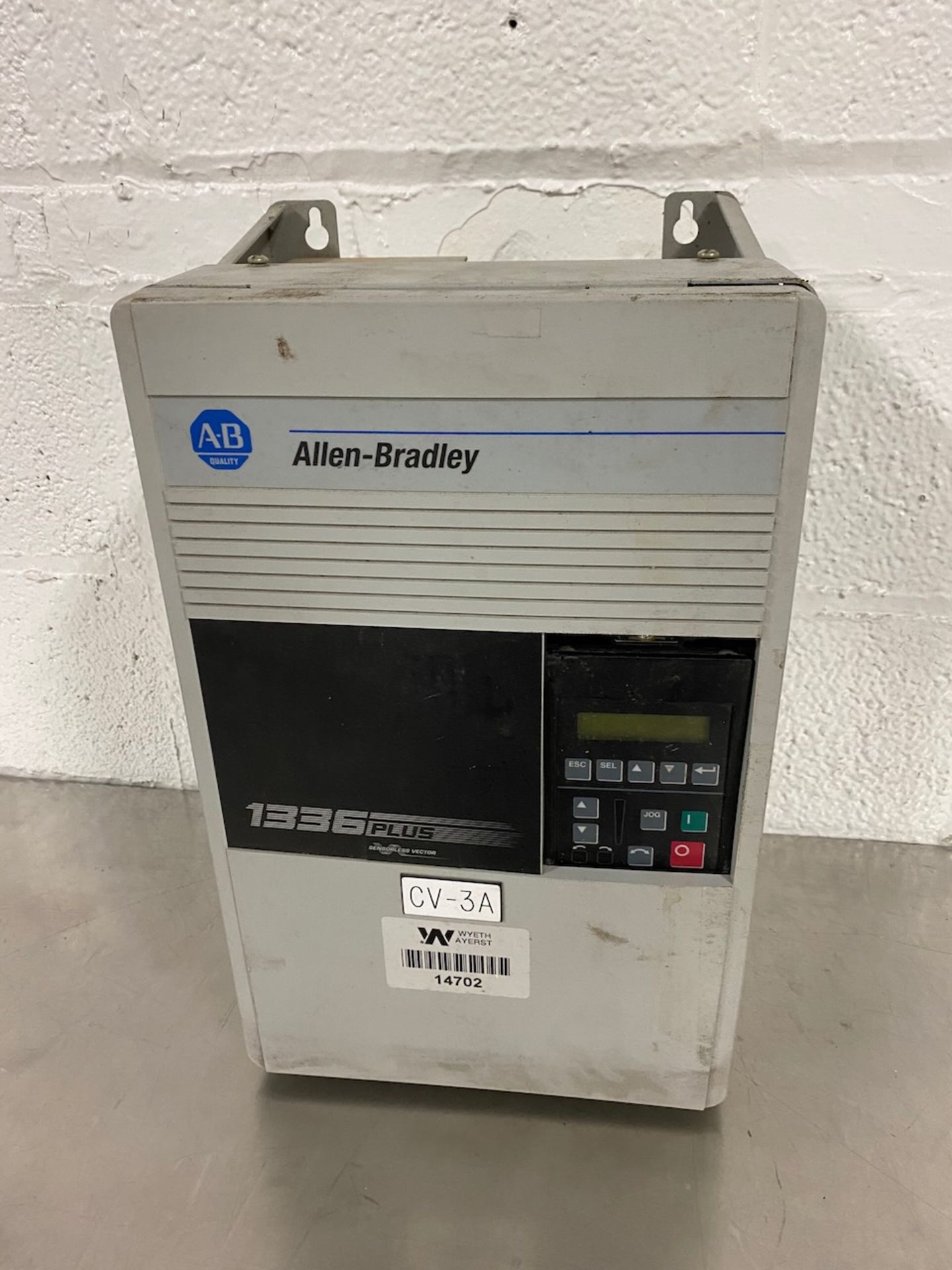 Allen Bradley 1336 Plus Controller