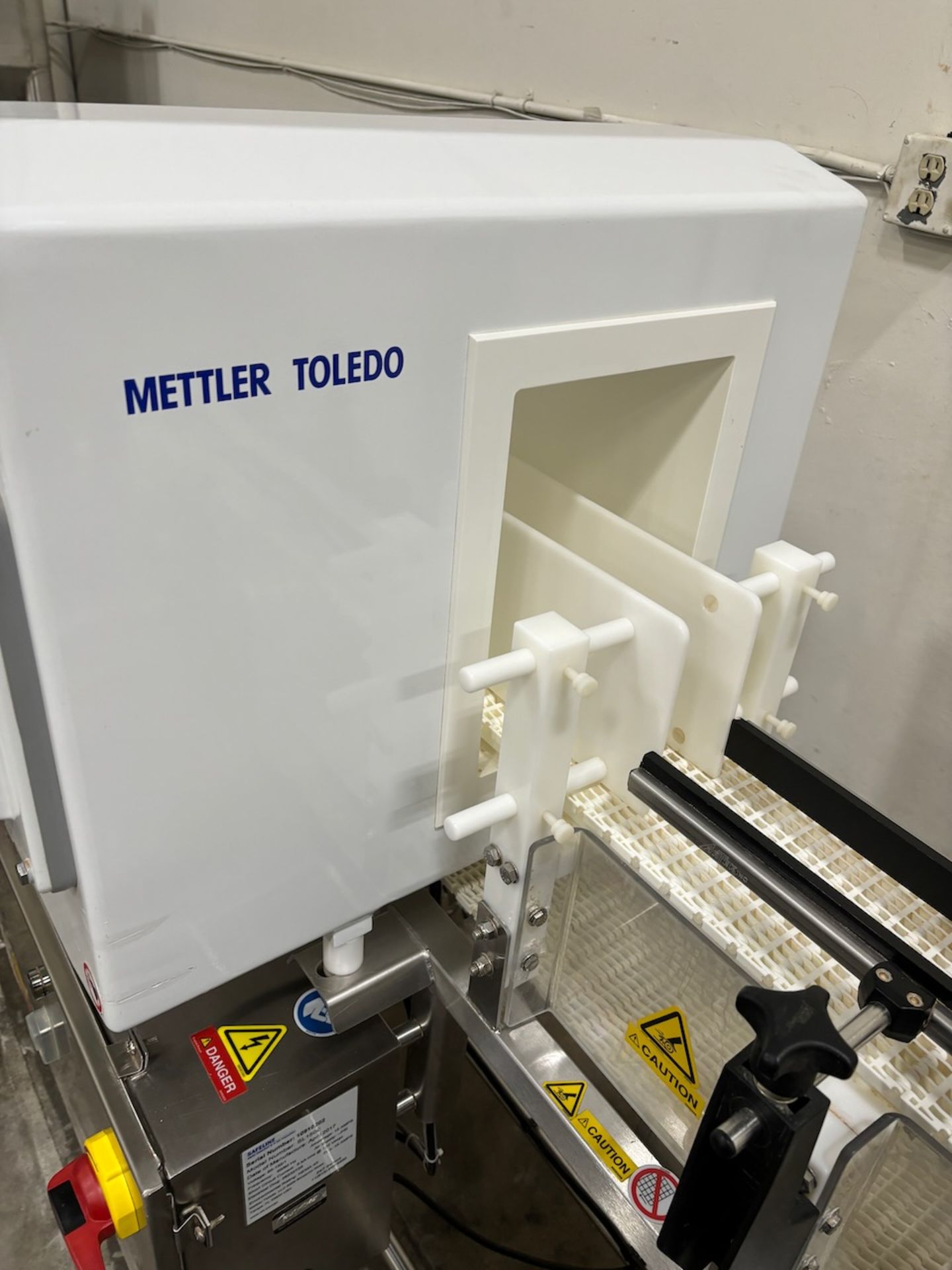 2017 Mettler Toledo Metal detector - Image 5 of 8