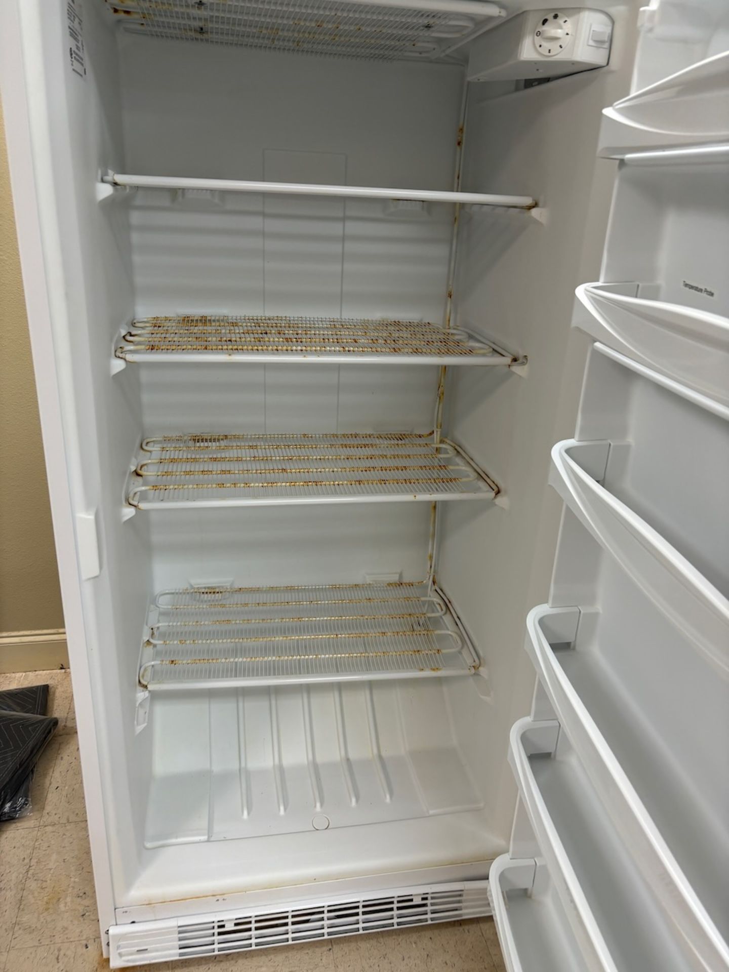 Amana Upright Freezer - Image 2 of 3