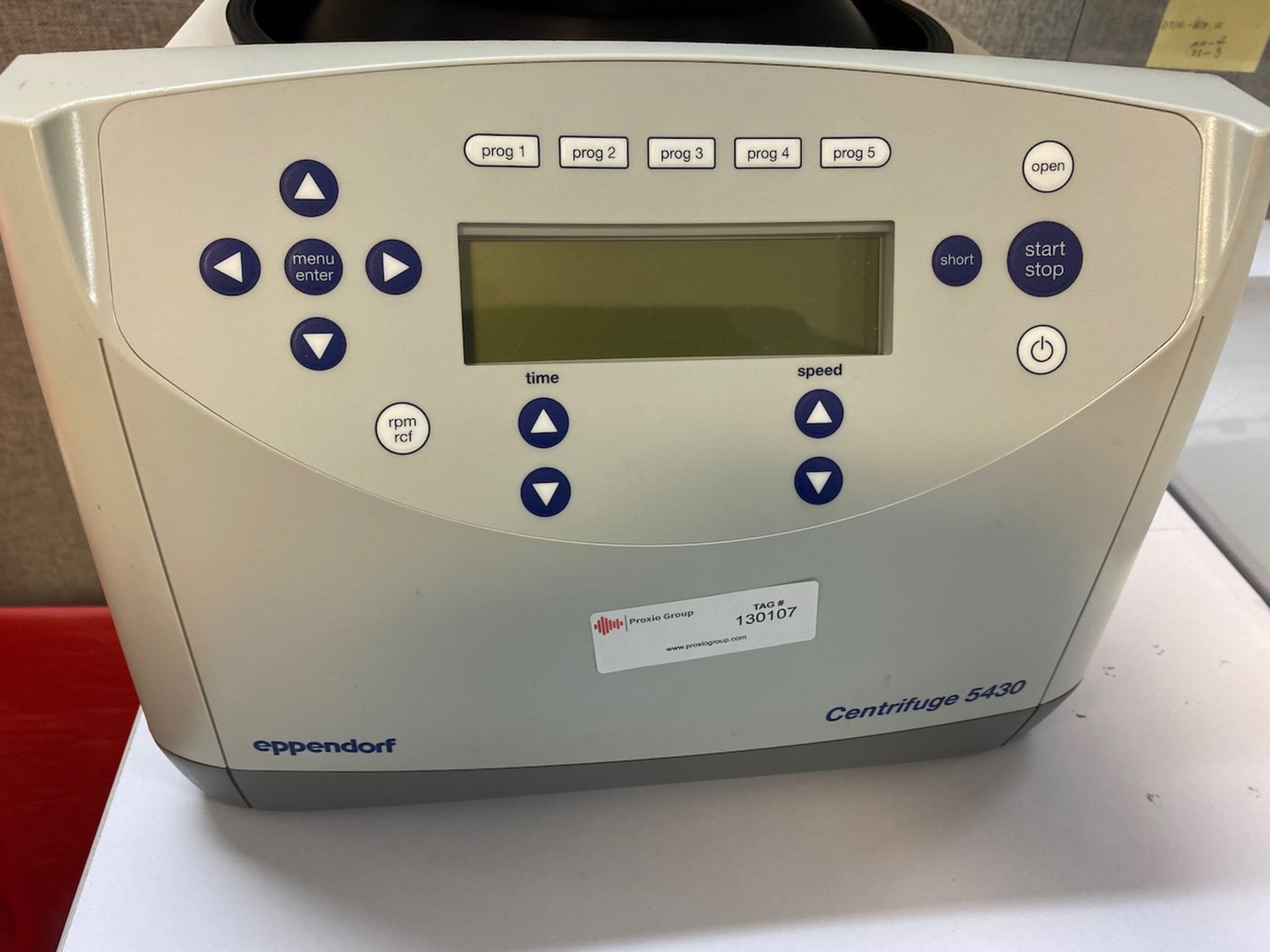 Eppendorf Centrifuge - Image 2 of 3