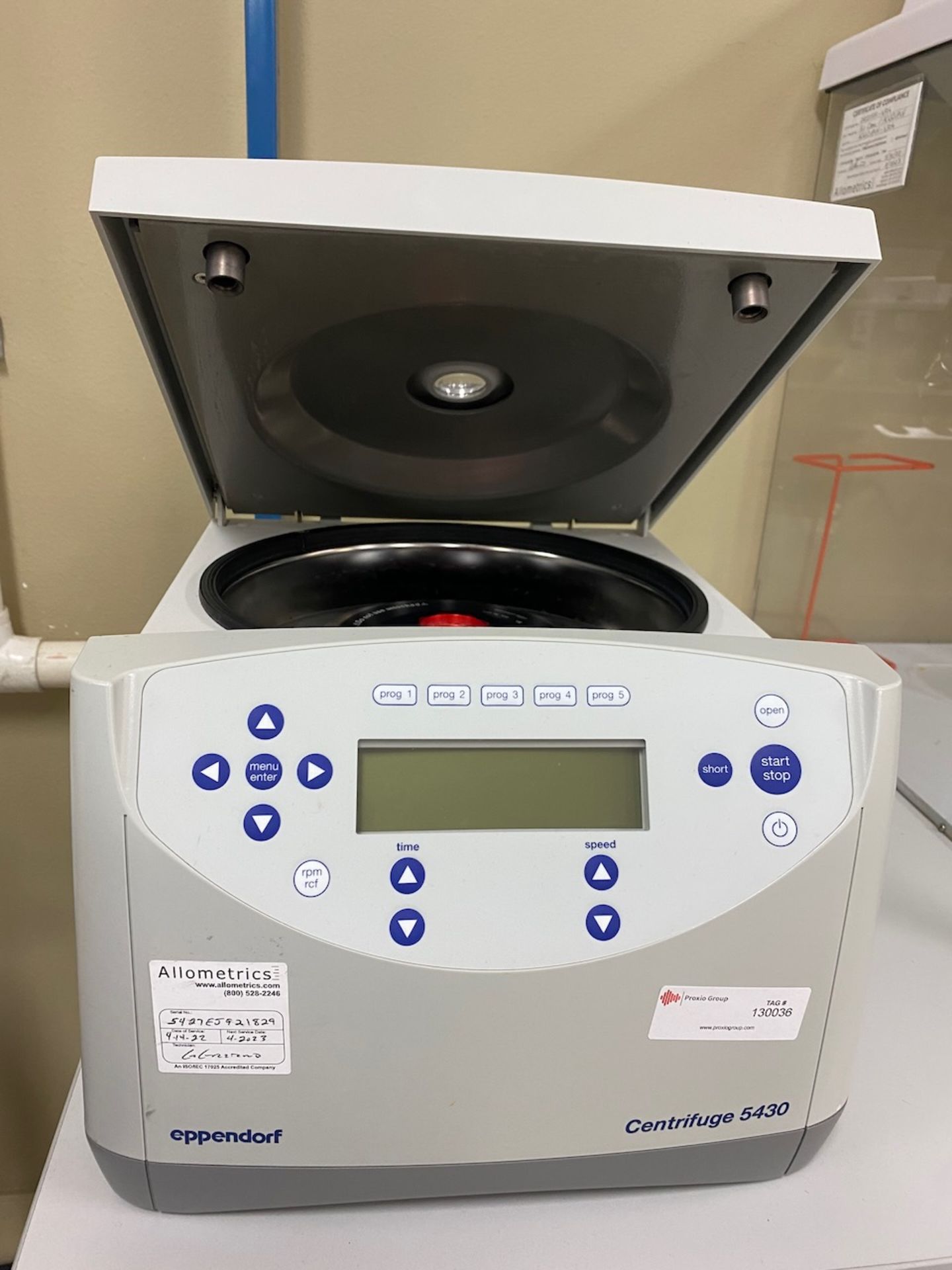 Eppendorf Centrifuge