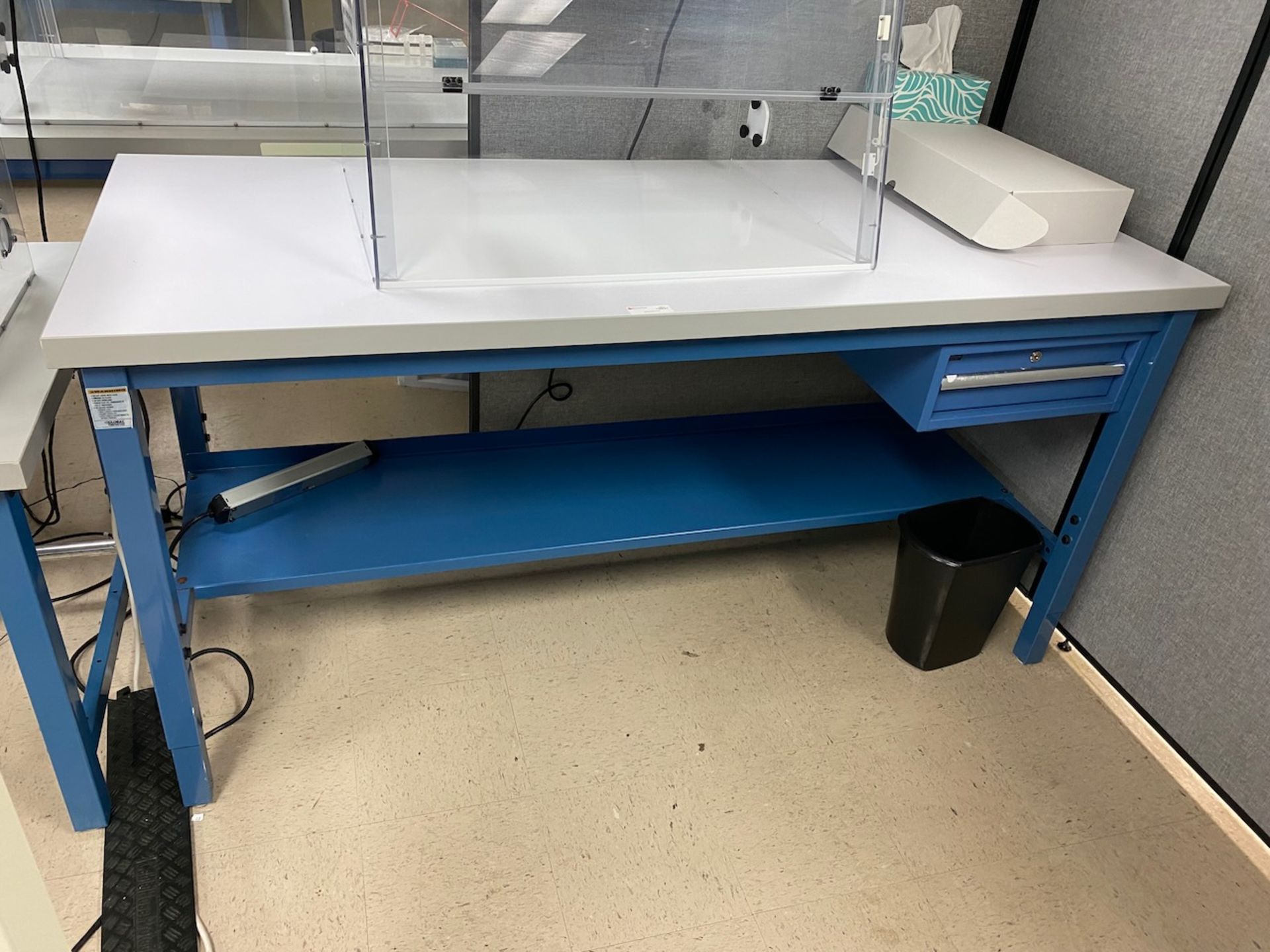 Lab Bench