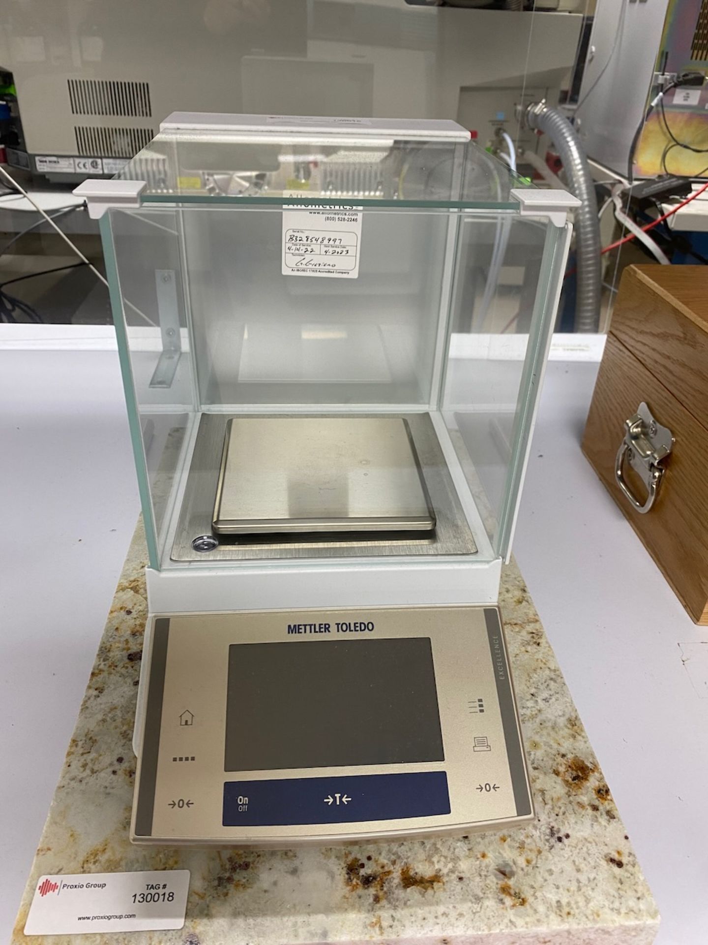 Mettler Toledo lab scale