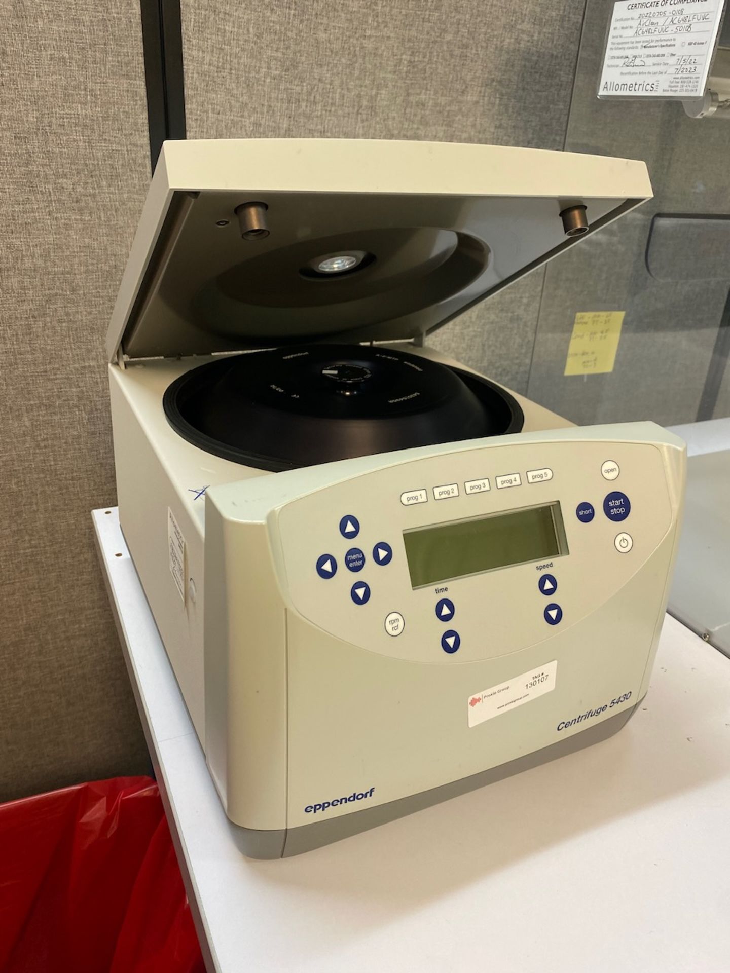 Eppendorf Centrifuge