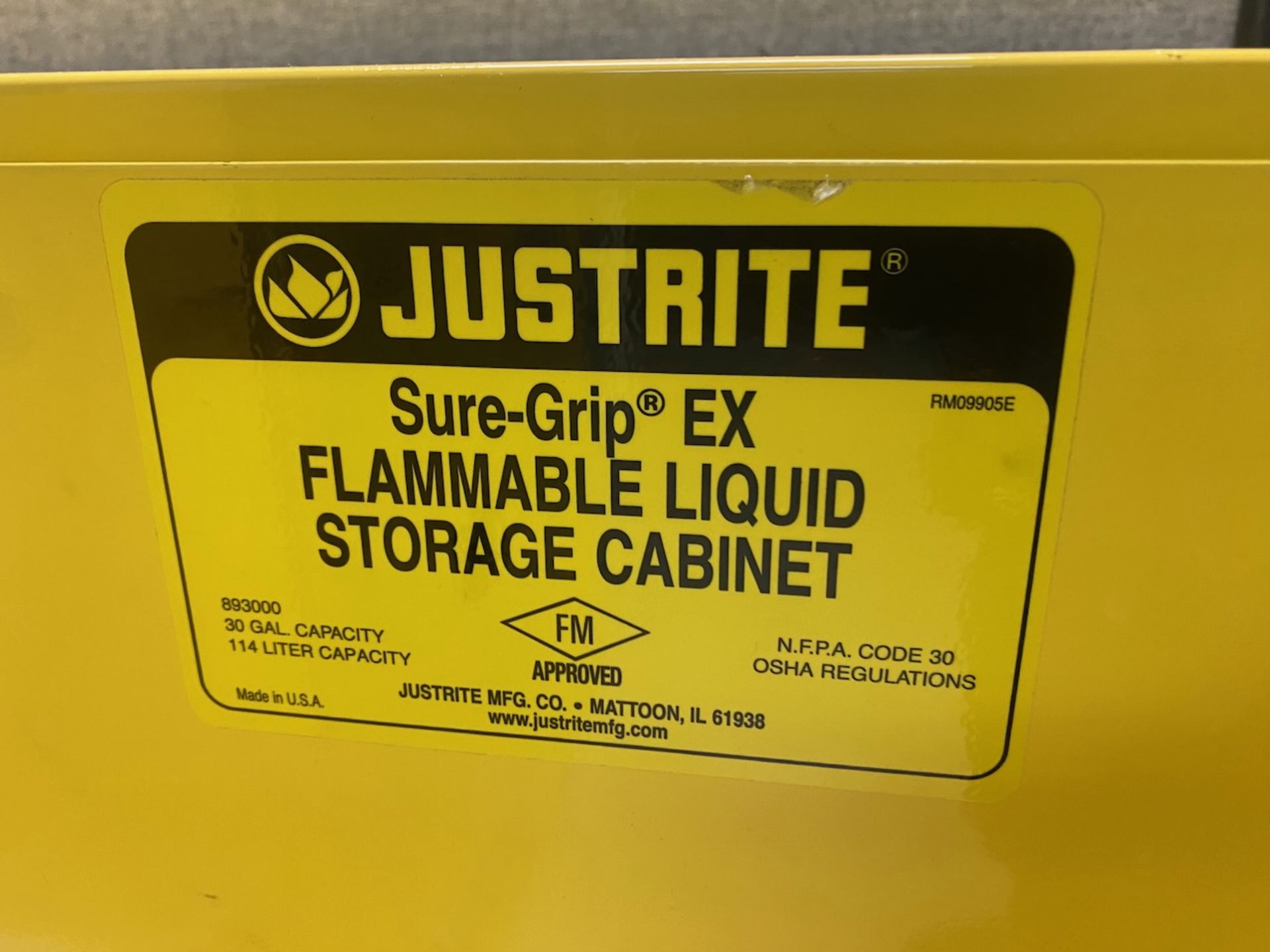 Justrite Flammable Liquid Storage Cabinet - Image 2 of 3