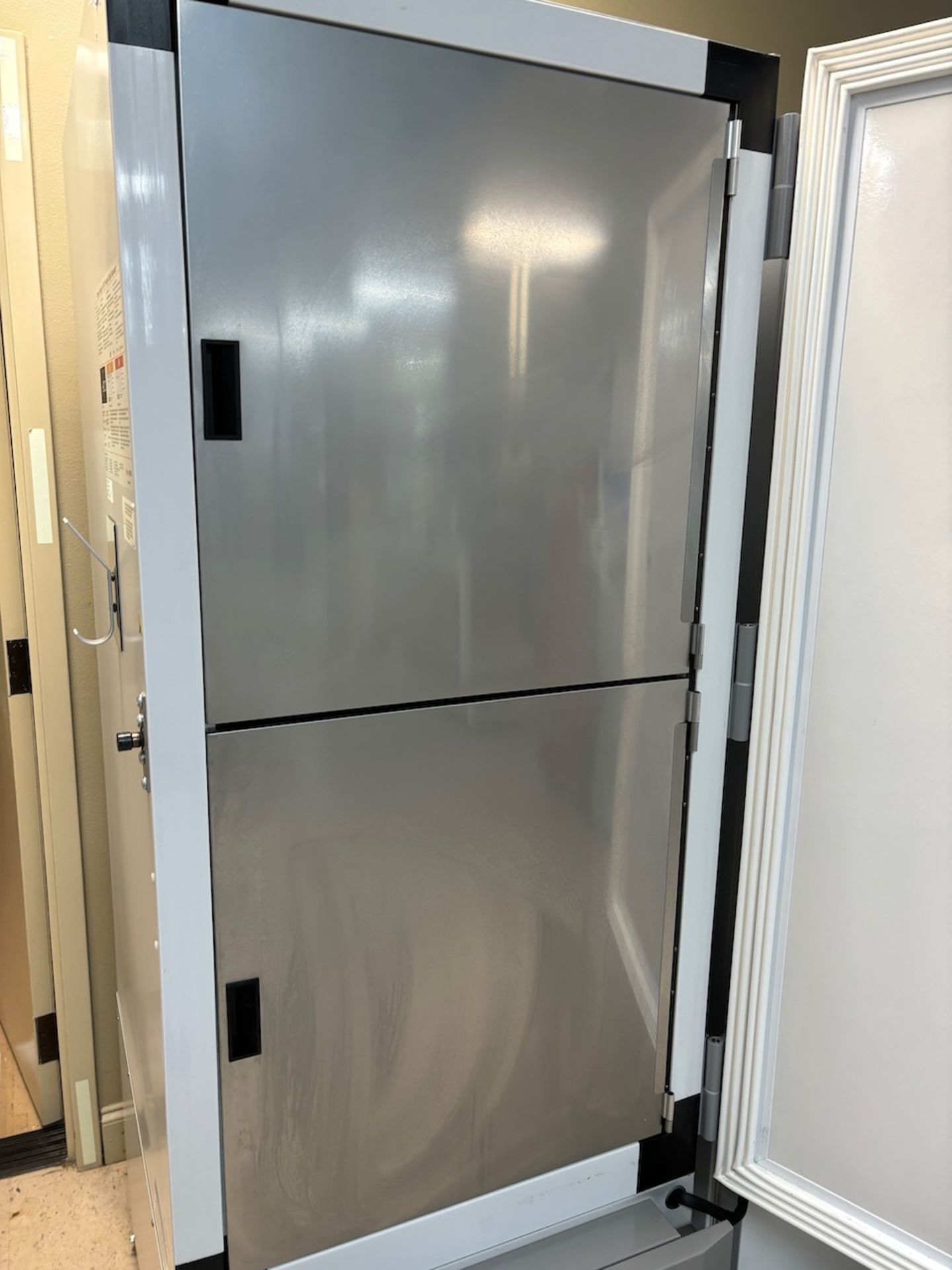 Thermo Scientific -86 degree freezer - Image 7 of 9