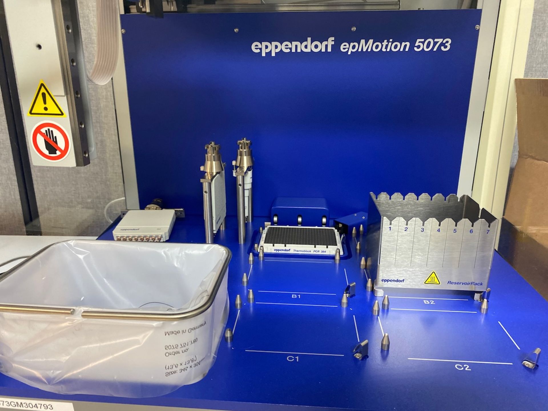 Eppendorf Epmotion 5073 Liquid Handler - Image 3 of 8