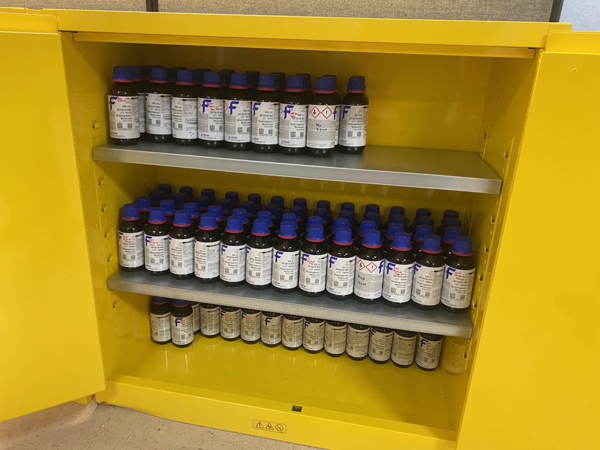Justrite Flammable Liquid Storage Cabinet - Image 3 of 3