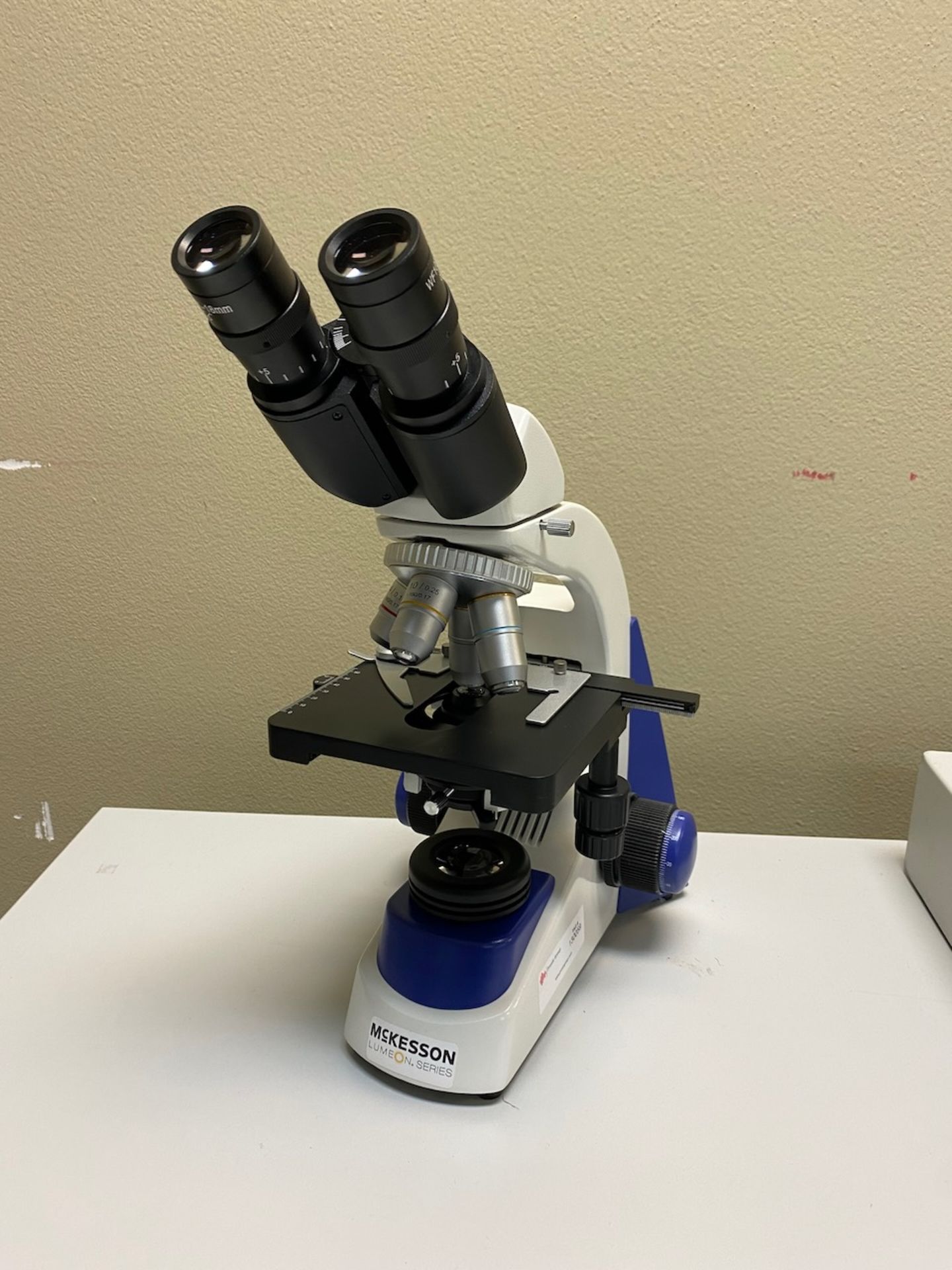 Mckesson Unico Microscope