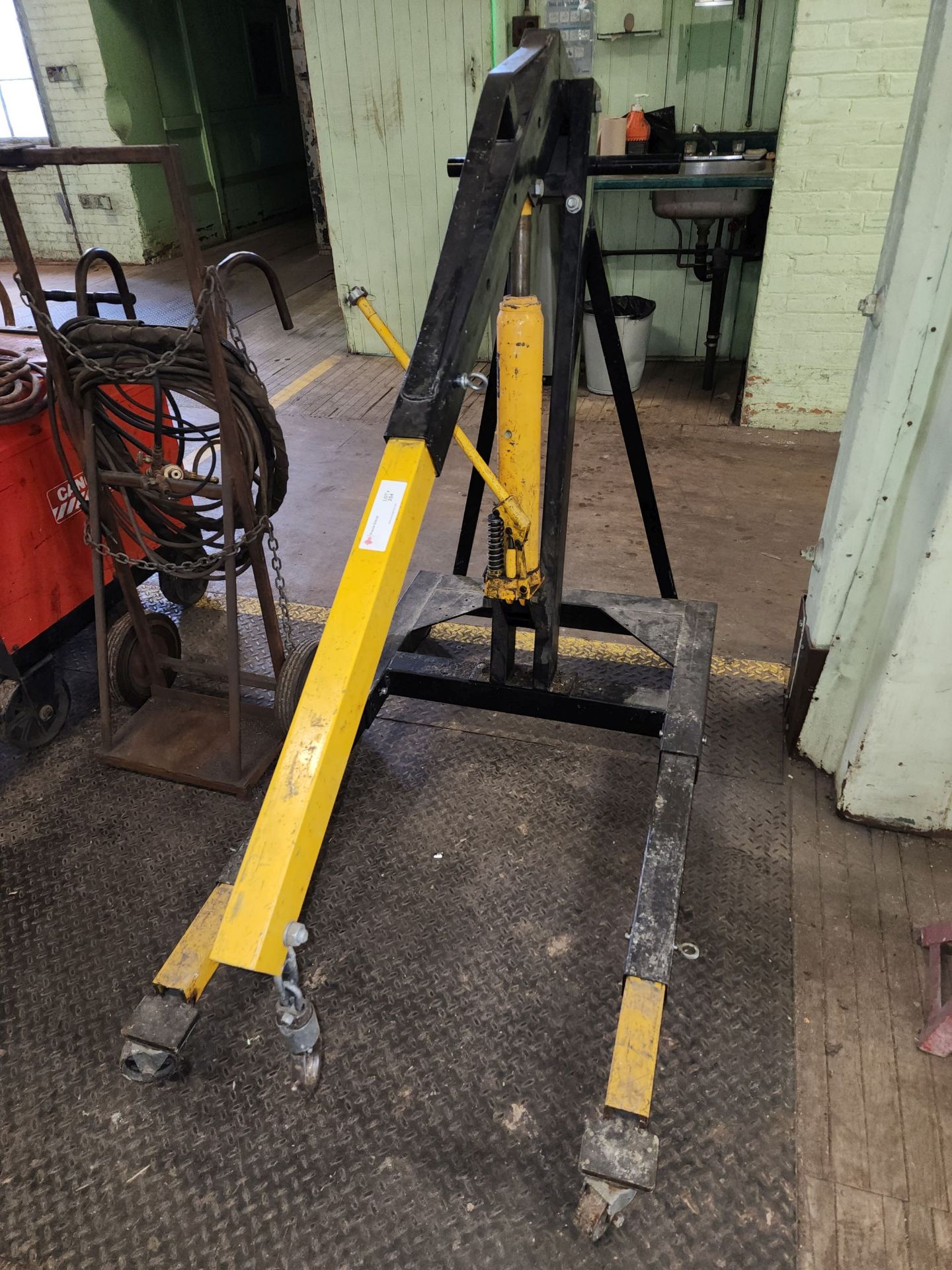 Power Fist 2 Ton Shop Crane