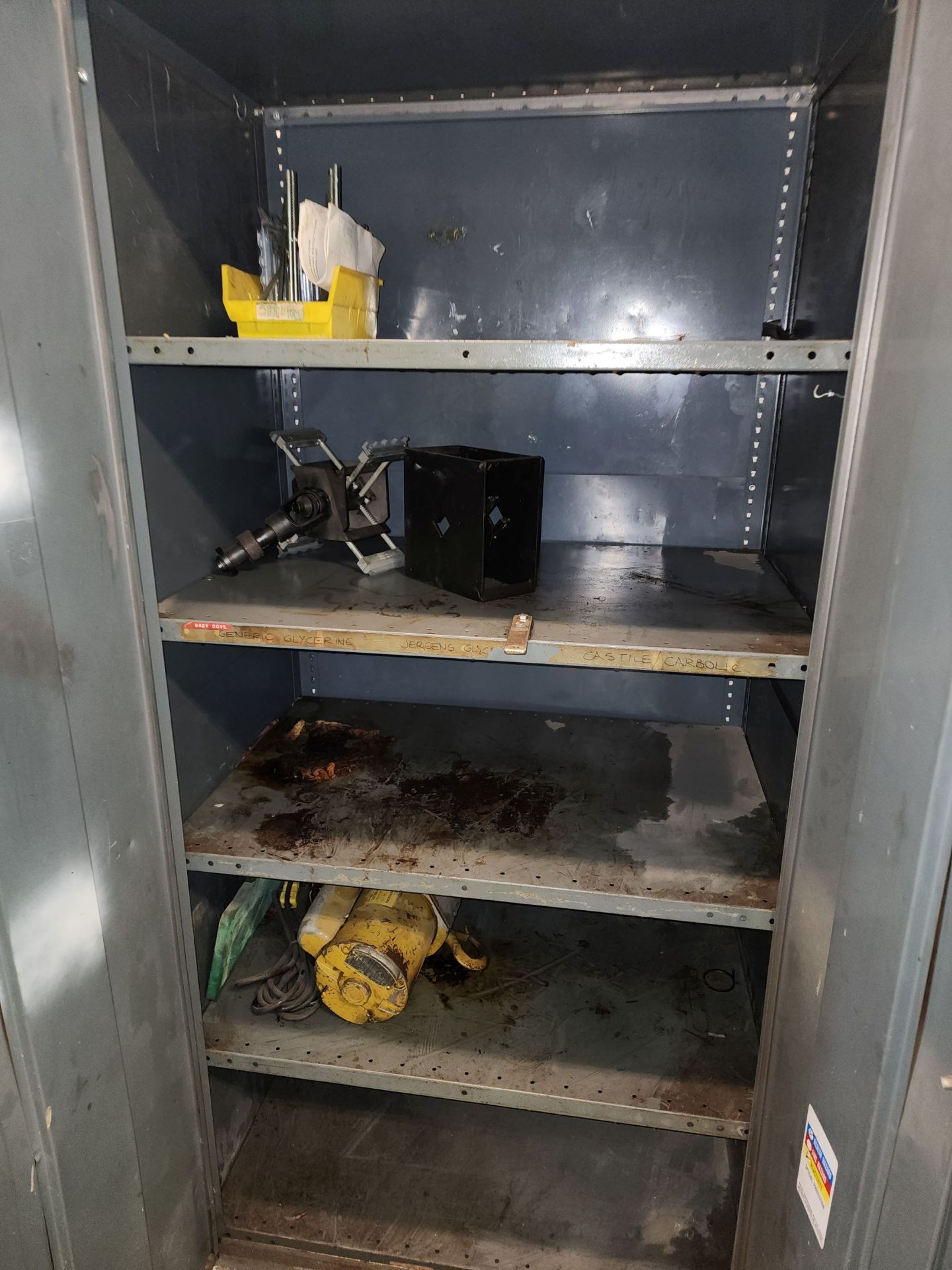 Steel Cabinet with contents - Image 2 of 5