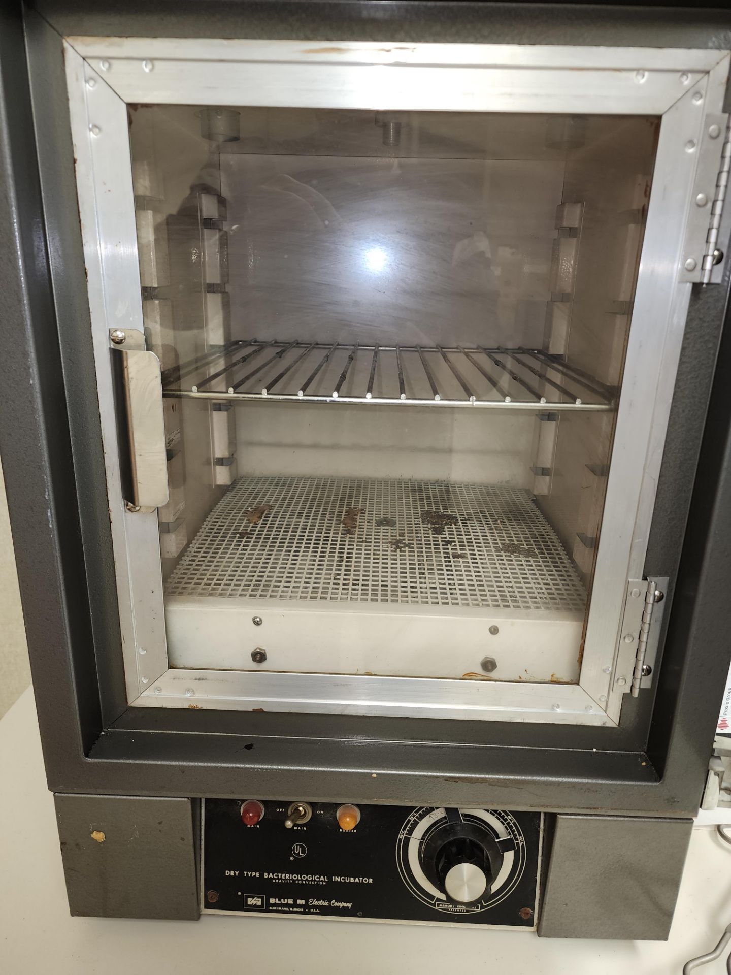 Blue M Dry Type Bacterilogical Incubator - Image 3 of 4