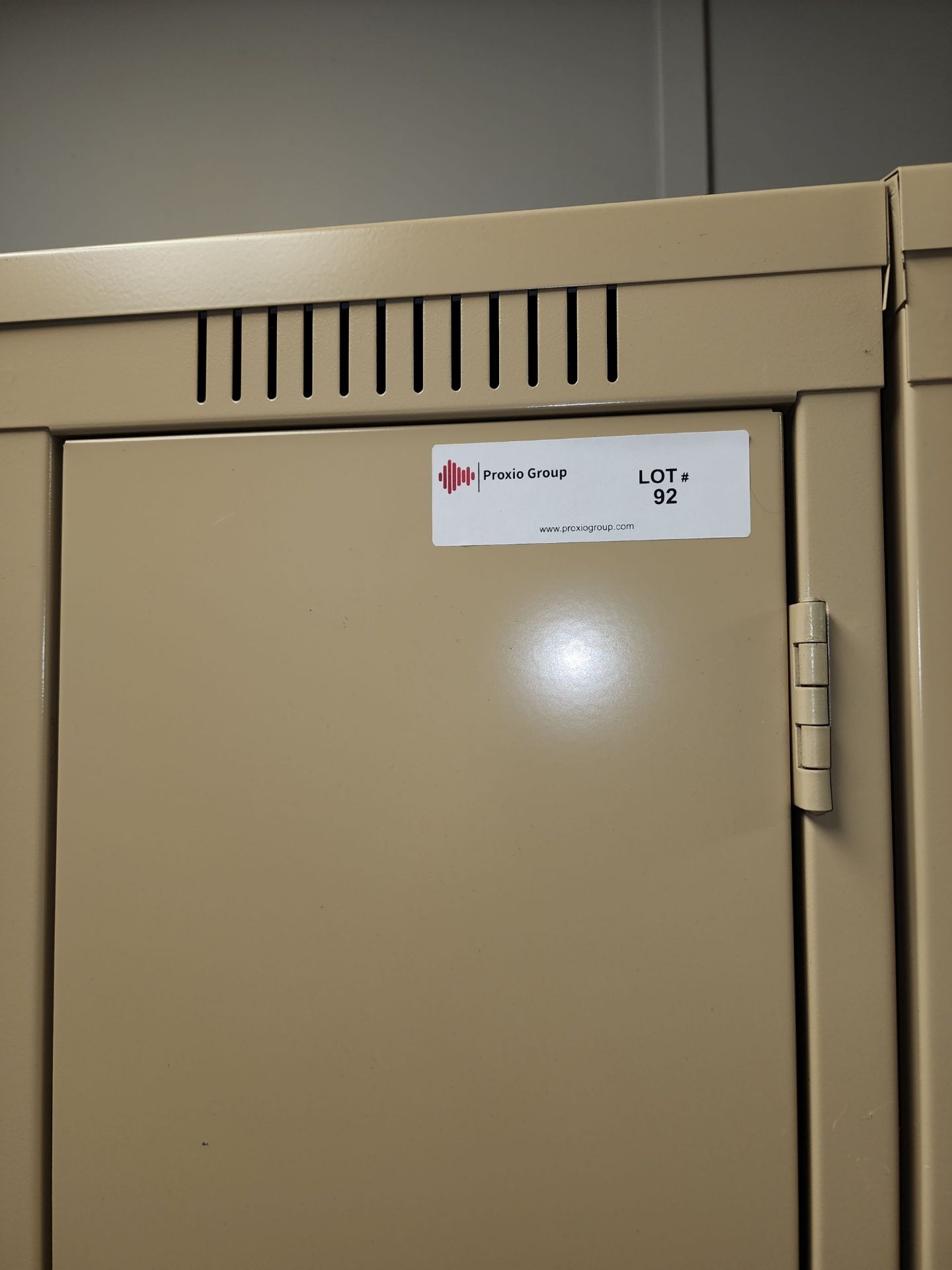 Section Industrial Lockers - Image 2 of 2