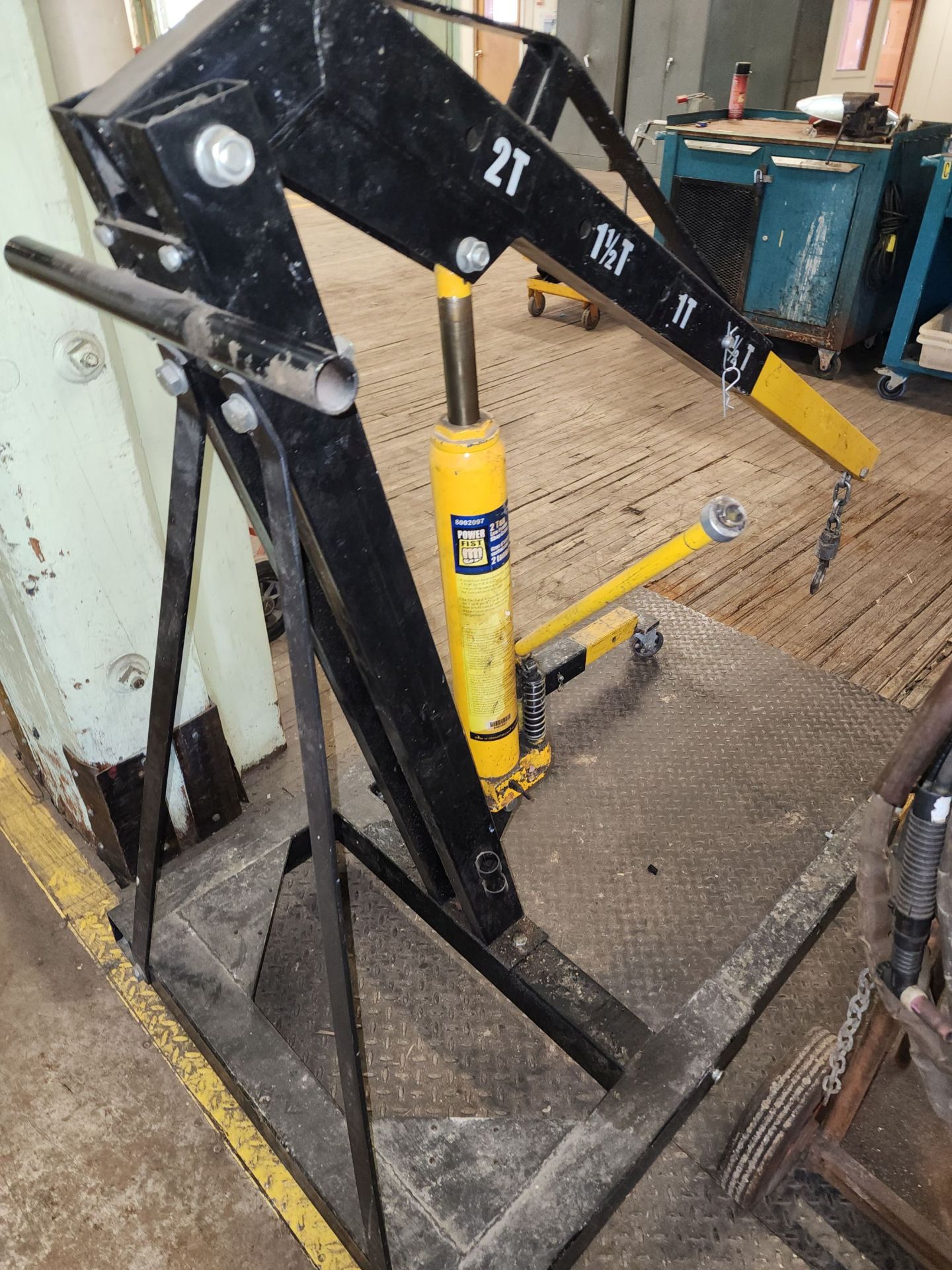 Power Fist 2 Ton Shop Crane - Image 2 of 5