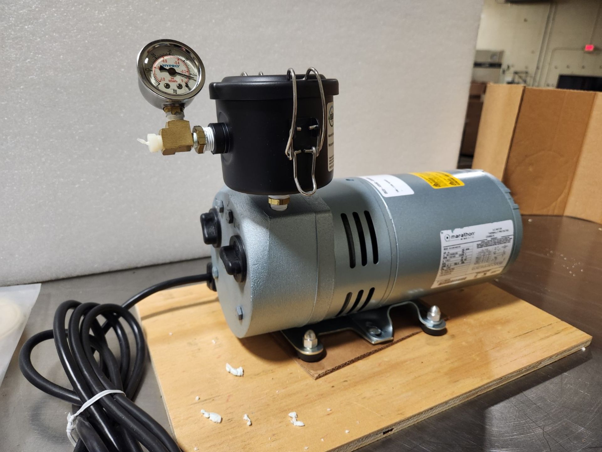 .25 HP Vacuum Pump - Image 2 of 7